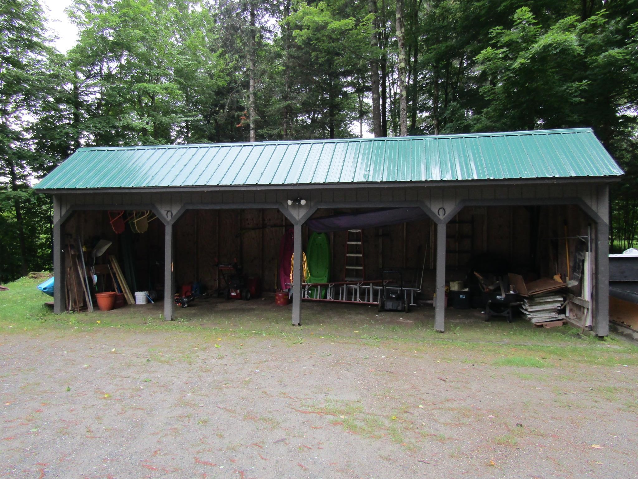 21 Pine Grove Lane Property Photo 9