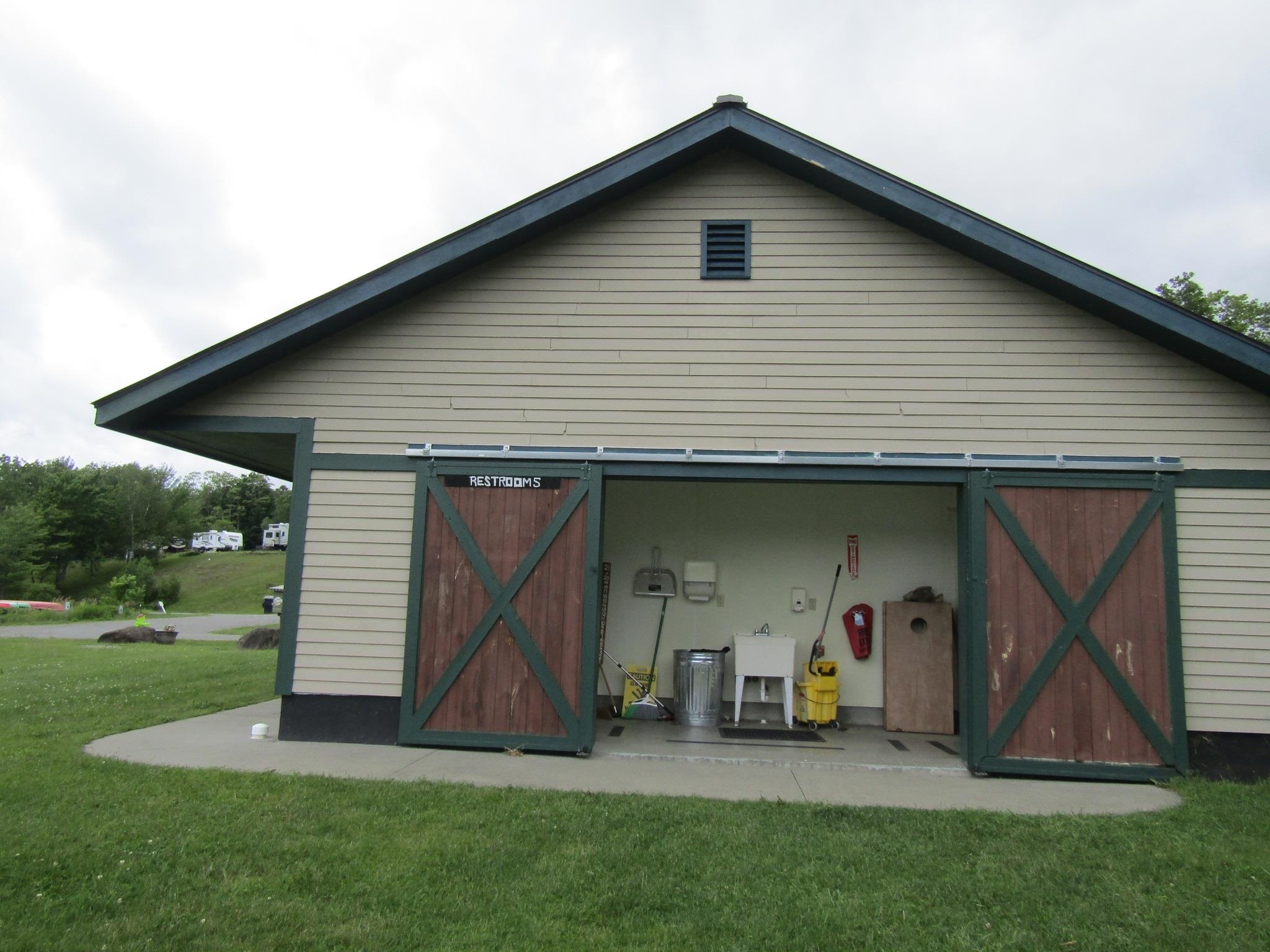 21 Pine Grove Lane Property Photo 57