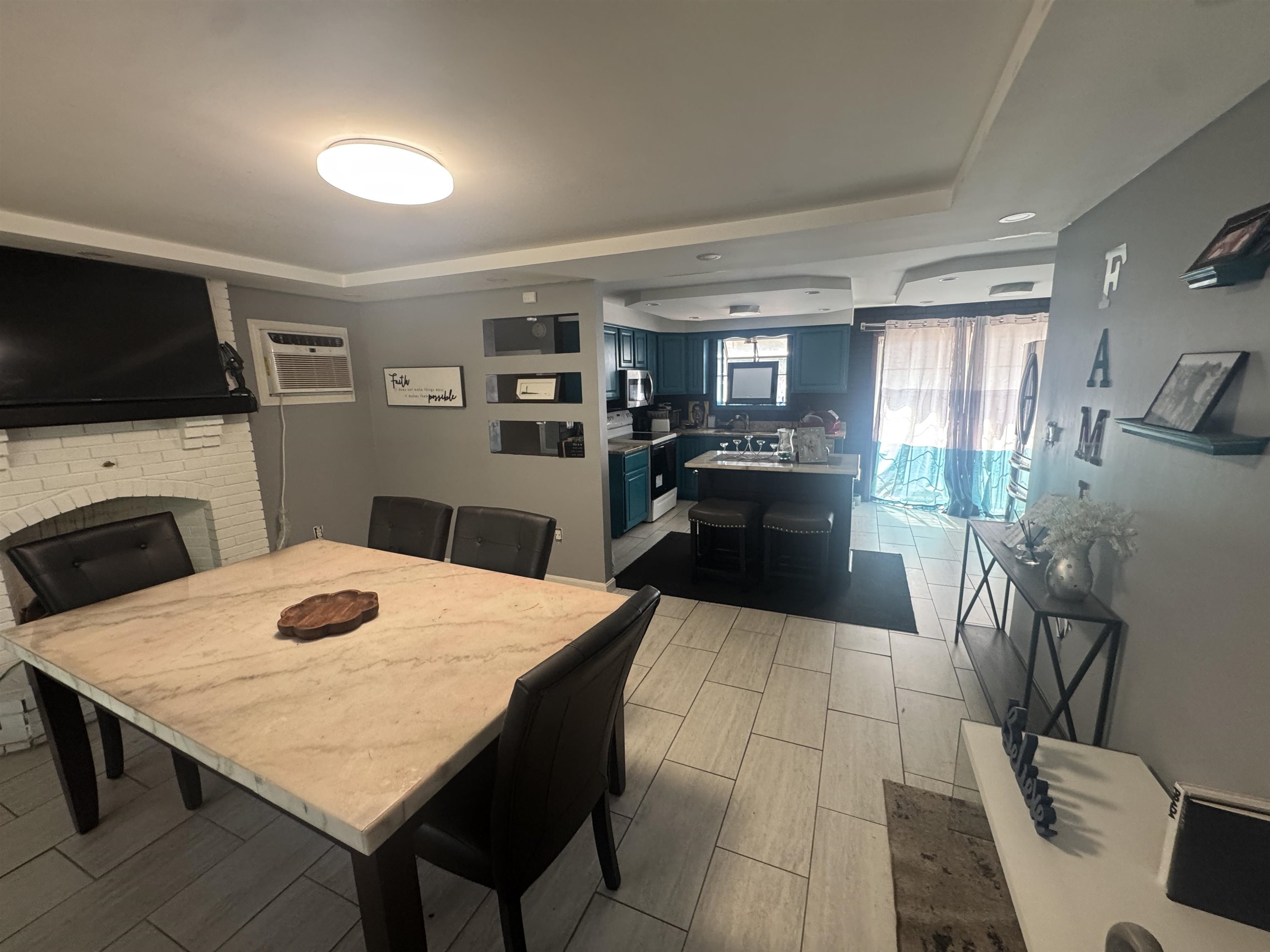 141 Hoyt Street Property Photo 10