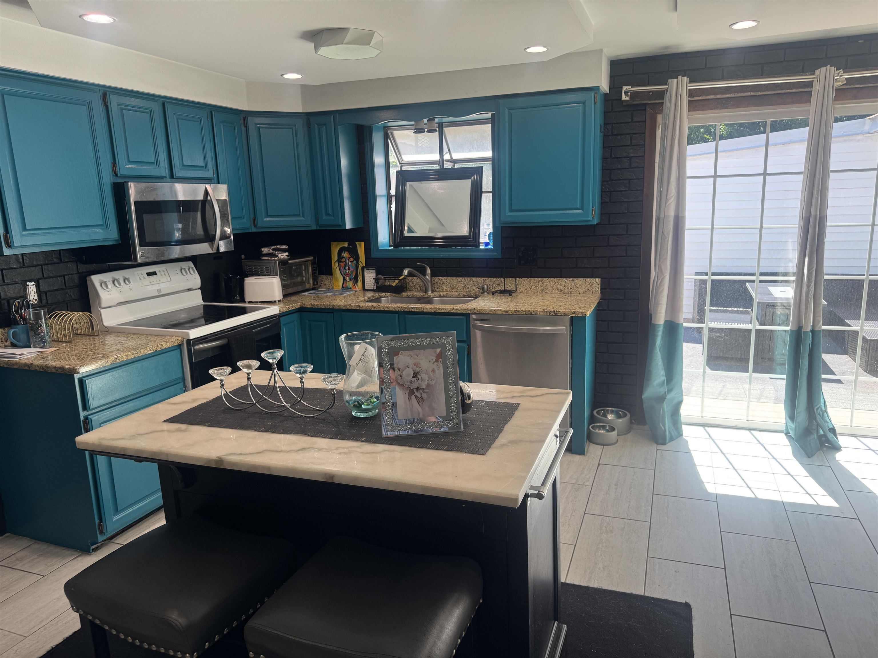 141 Hoyt Street Property Photo 11
