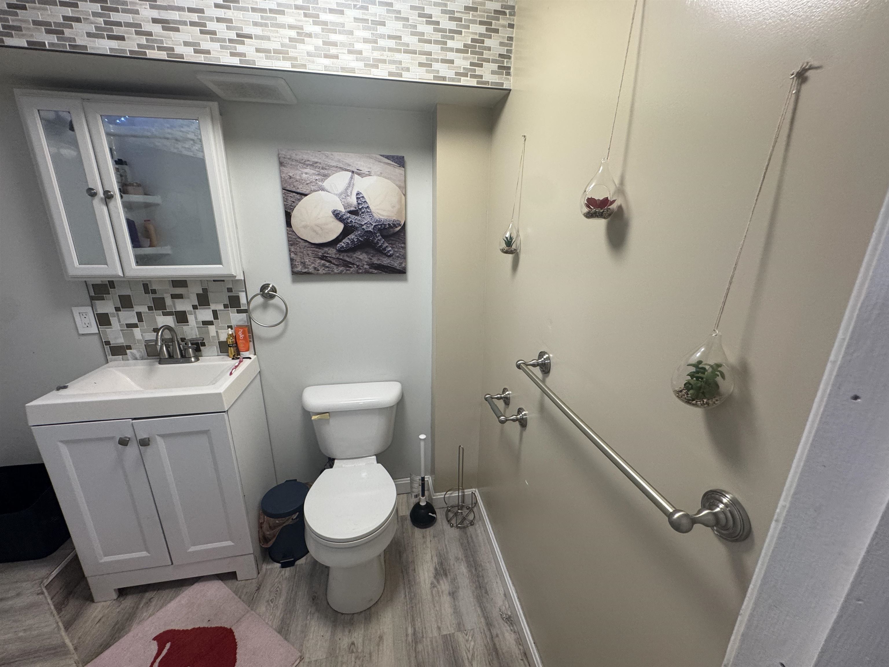 141 Hoyt Street Property Photo 27