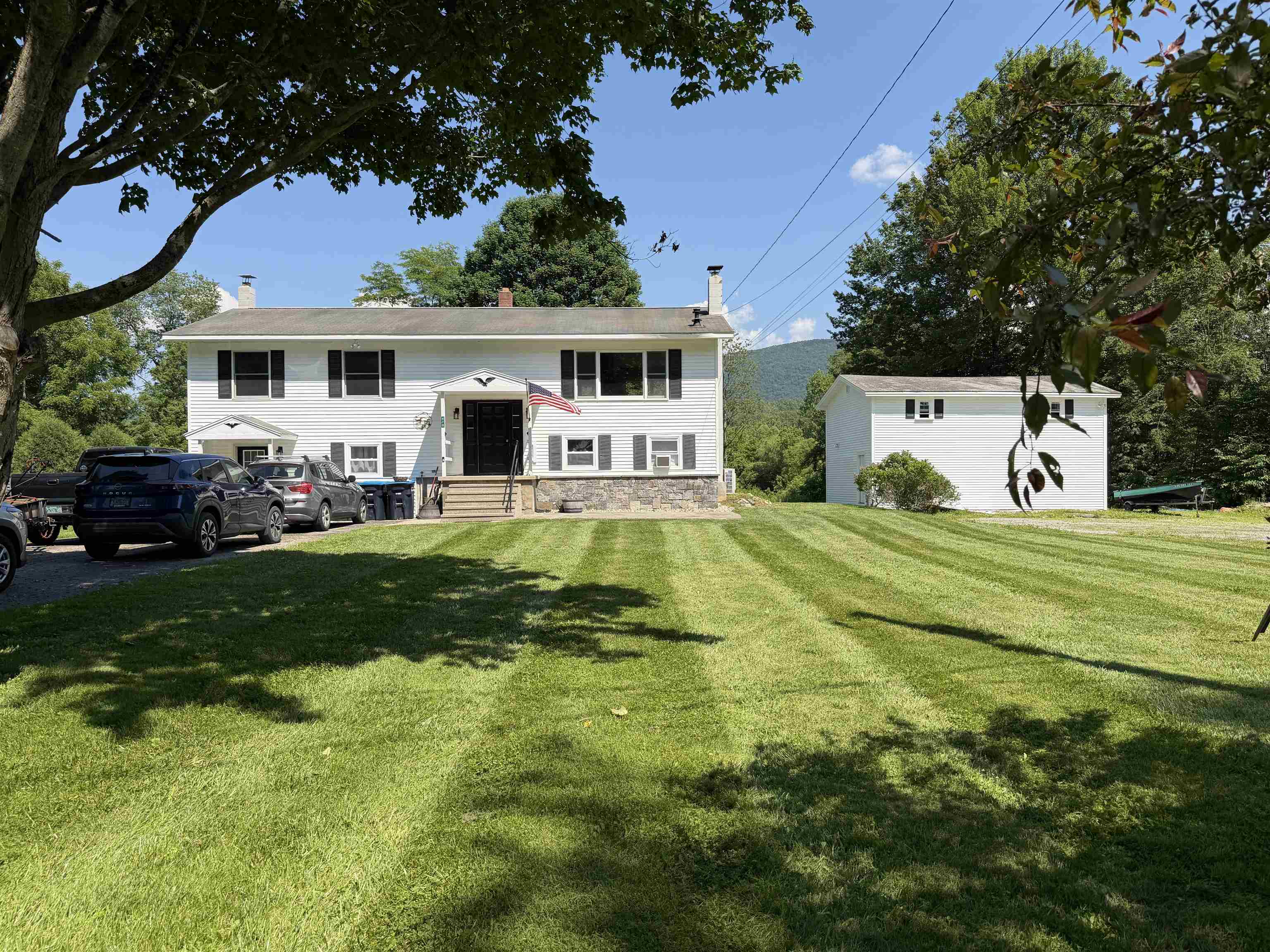 470 Creek Road Property Photo 1