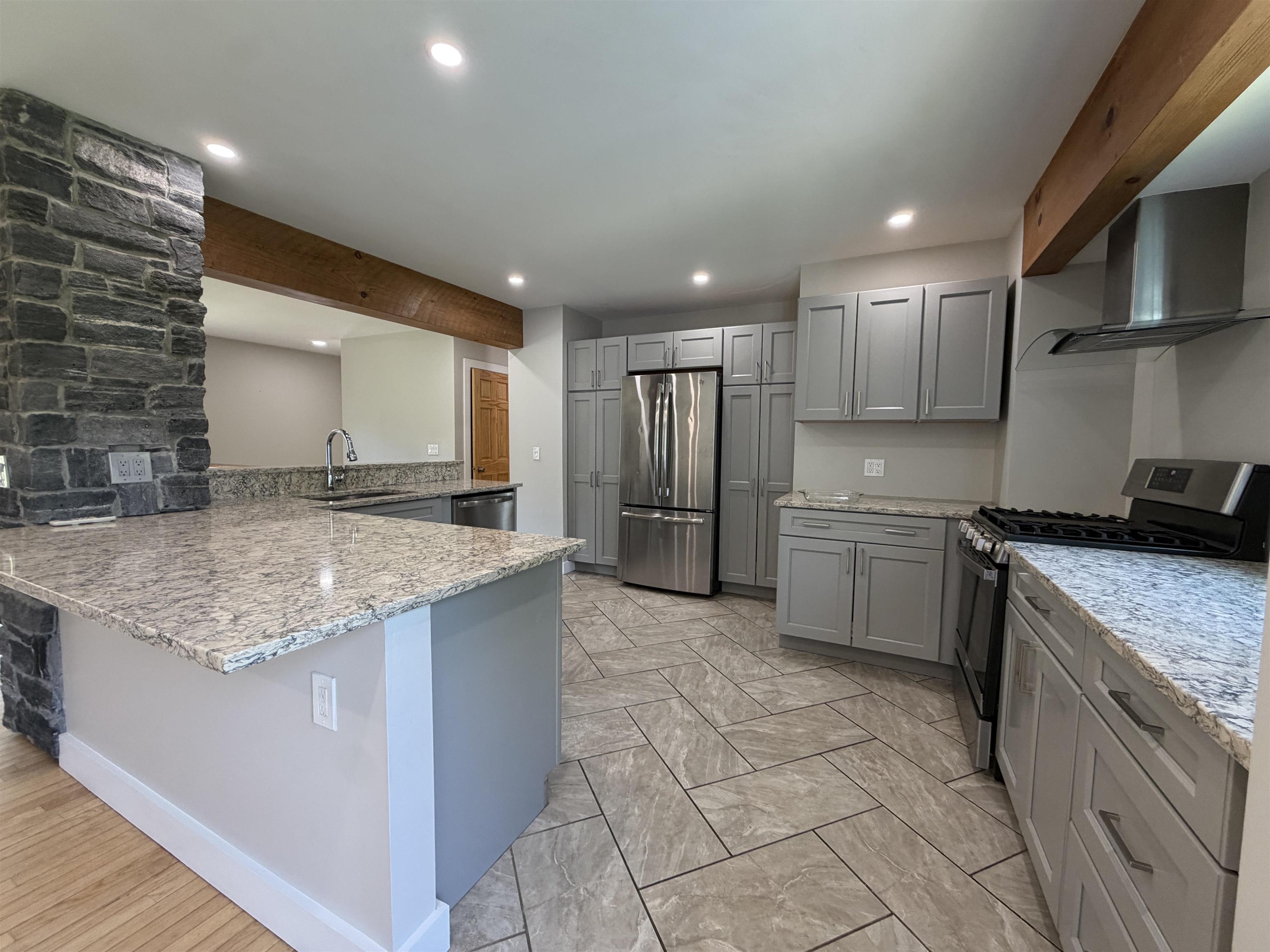 470 Creek Road Property Photo 10