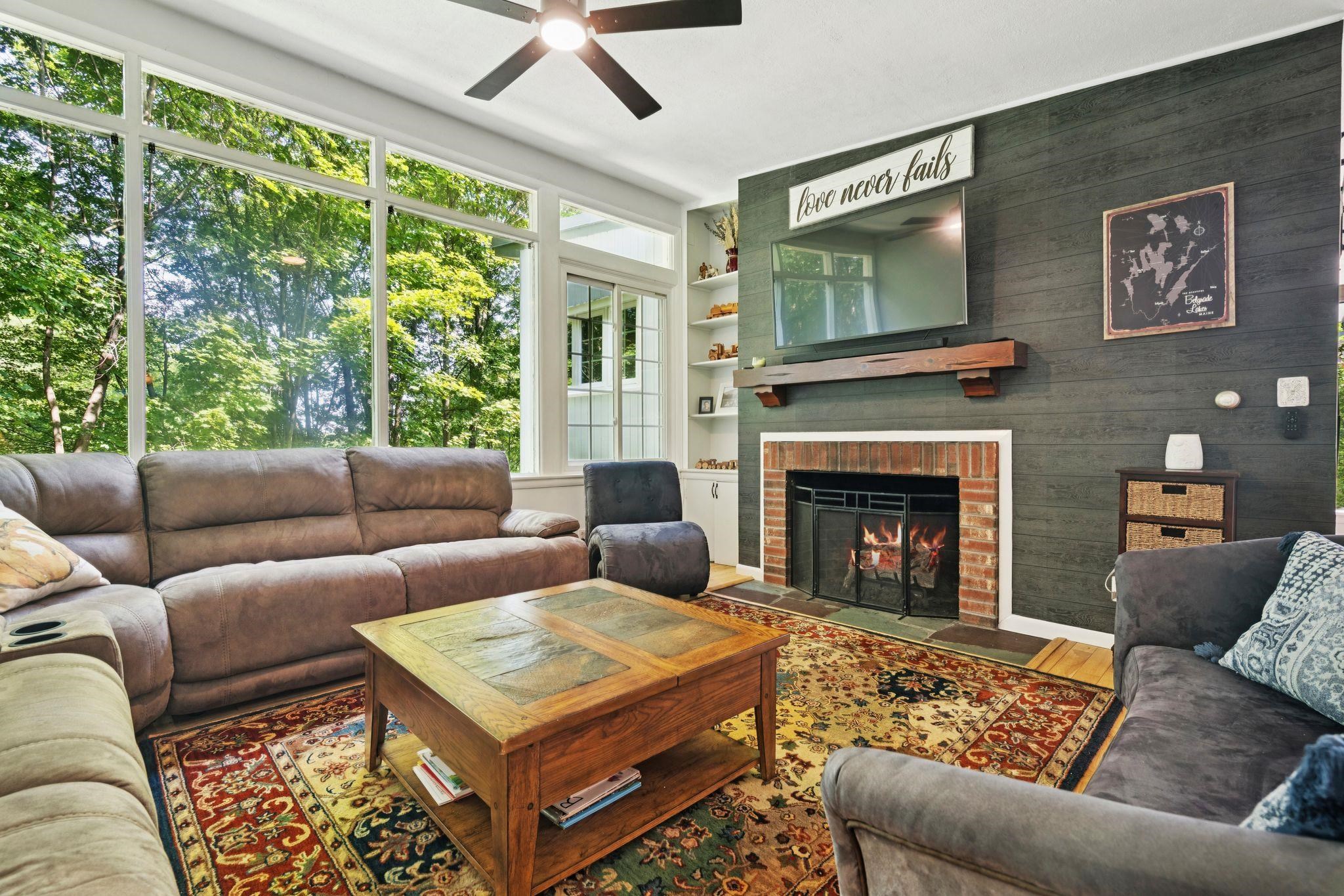 15 Juniper Hill Property Photo 5