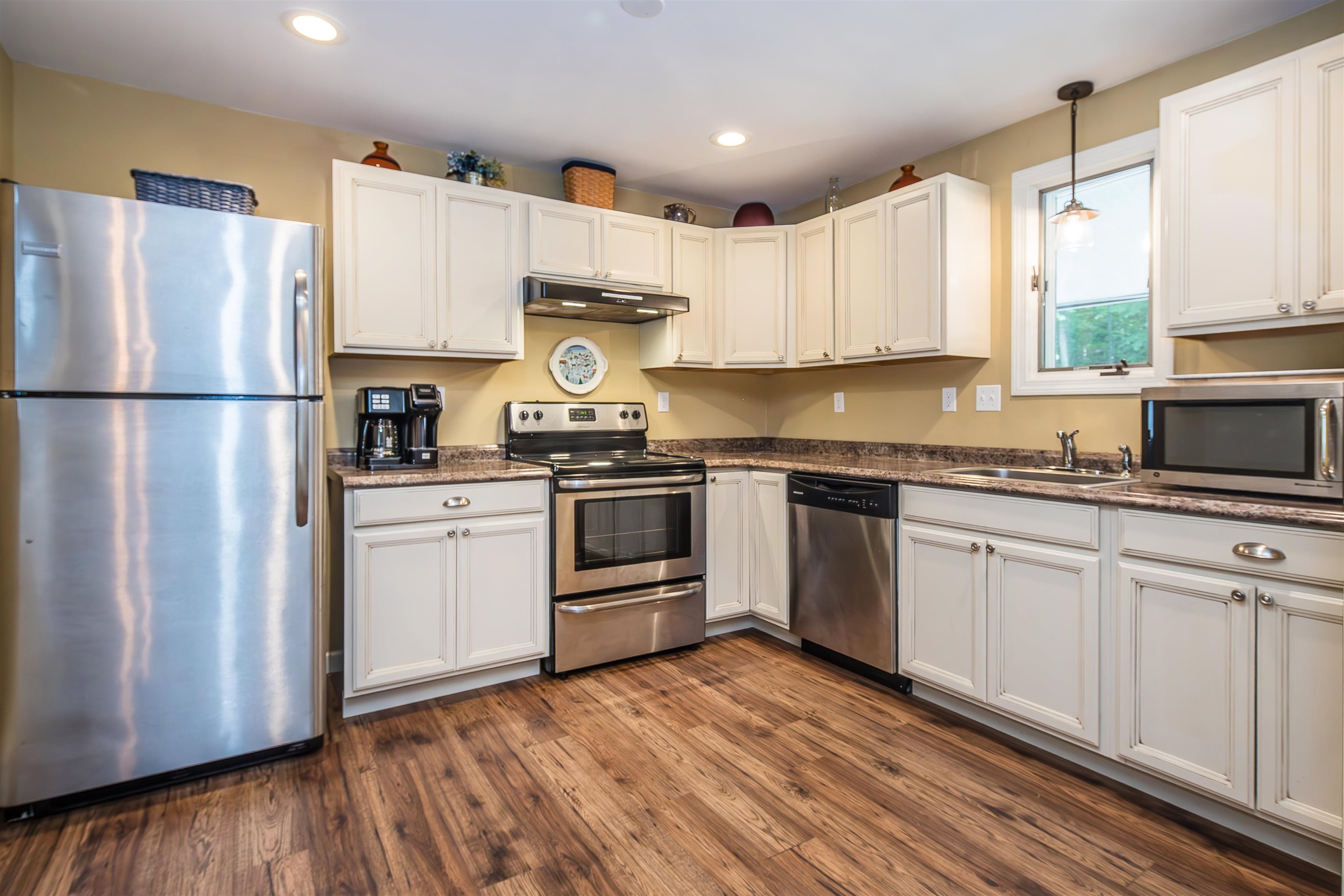 102 Spring Glen Property Photo 11