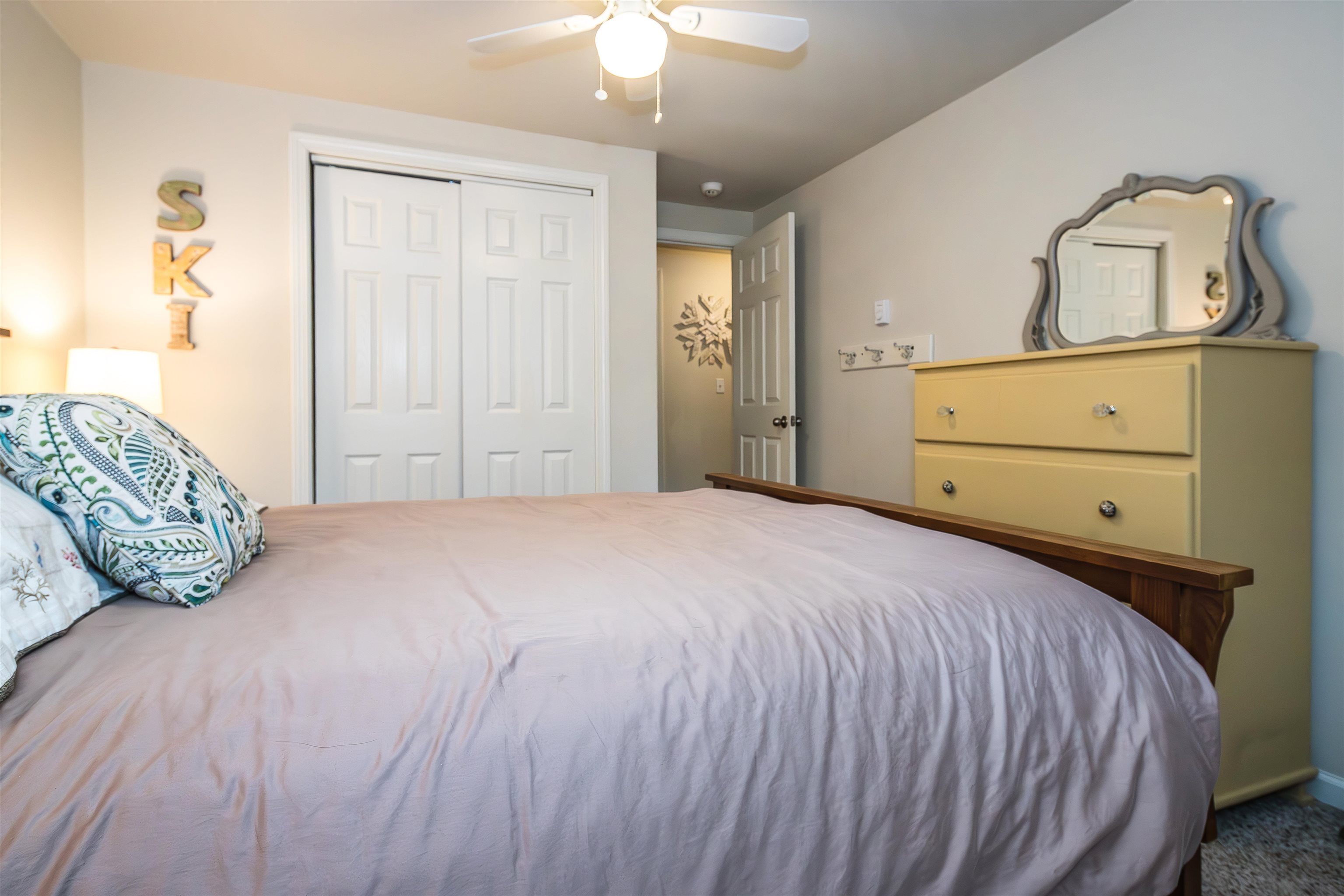 102 Spring Glen Property Photo 26