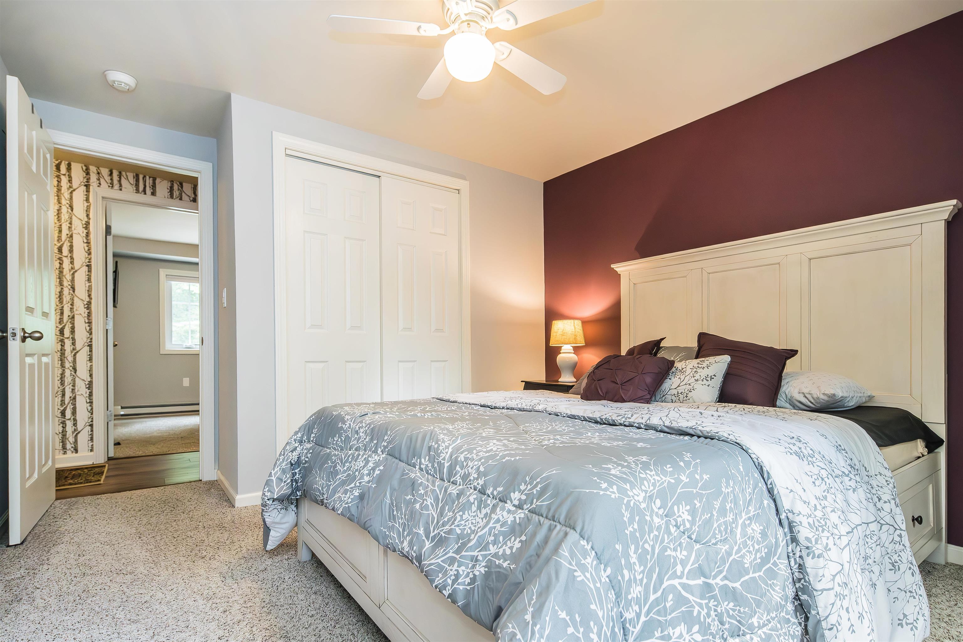 102 Spring Glen Property Photo 49