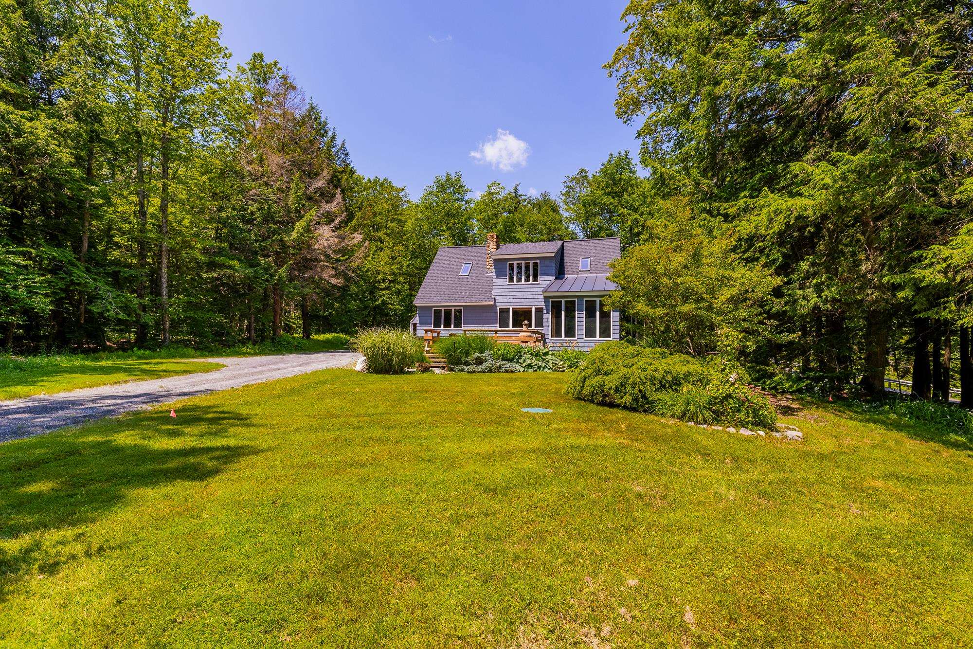 1886 Winhall Hollow Road Property Photo 2