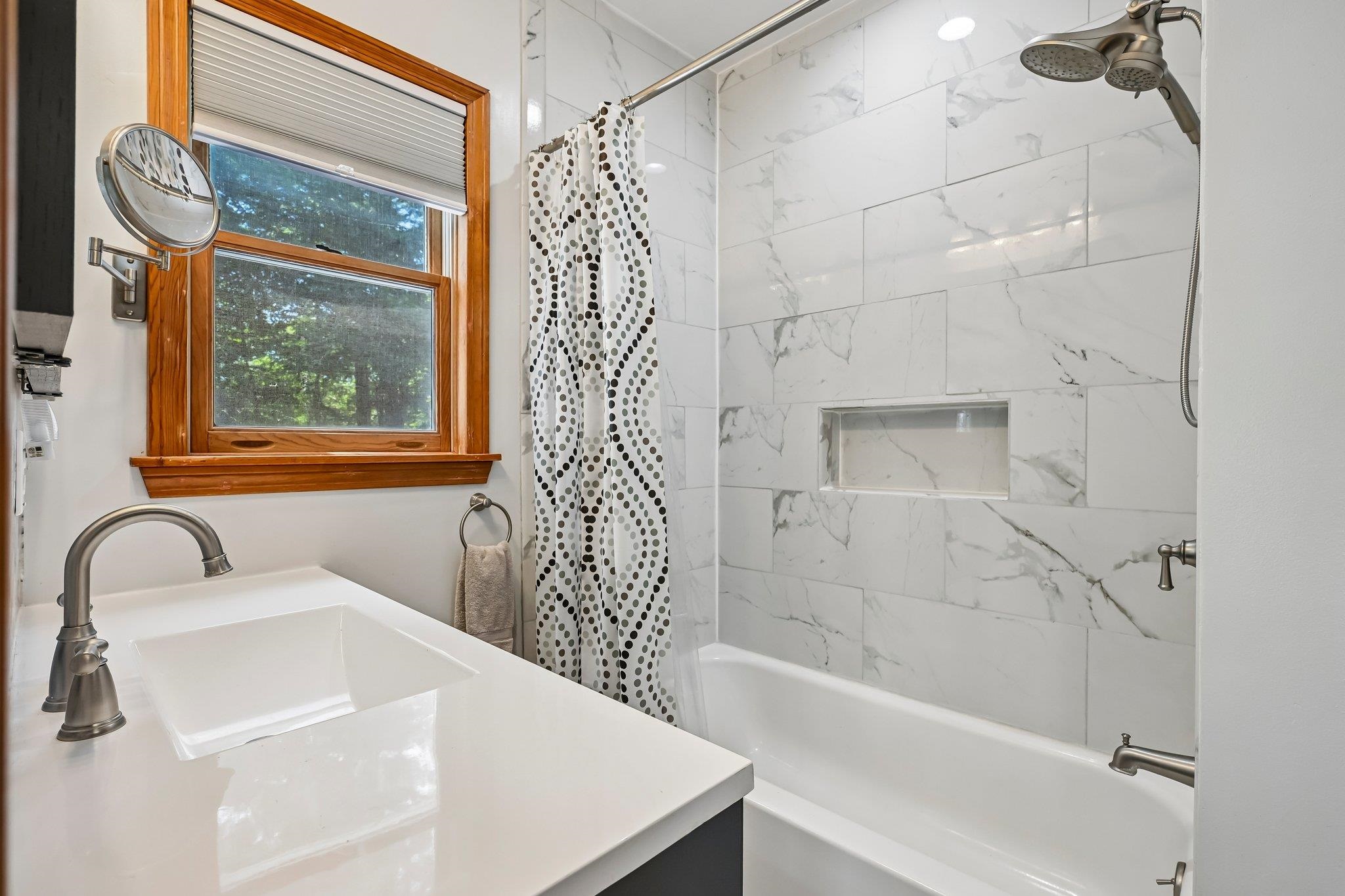 76 Holts Point Road Property Photo 25