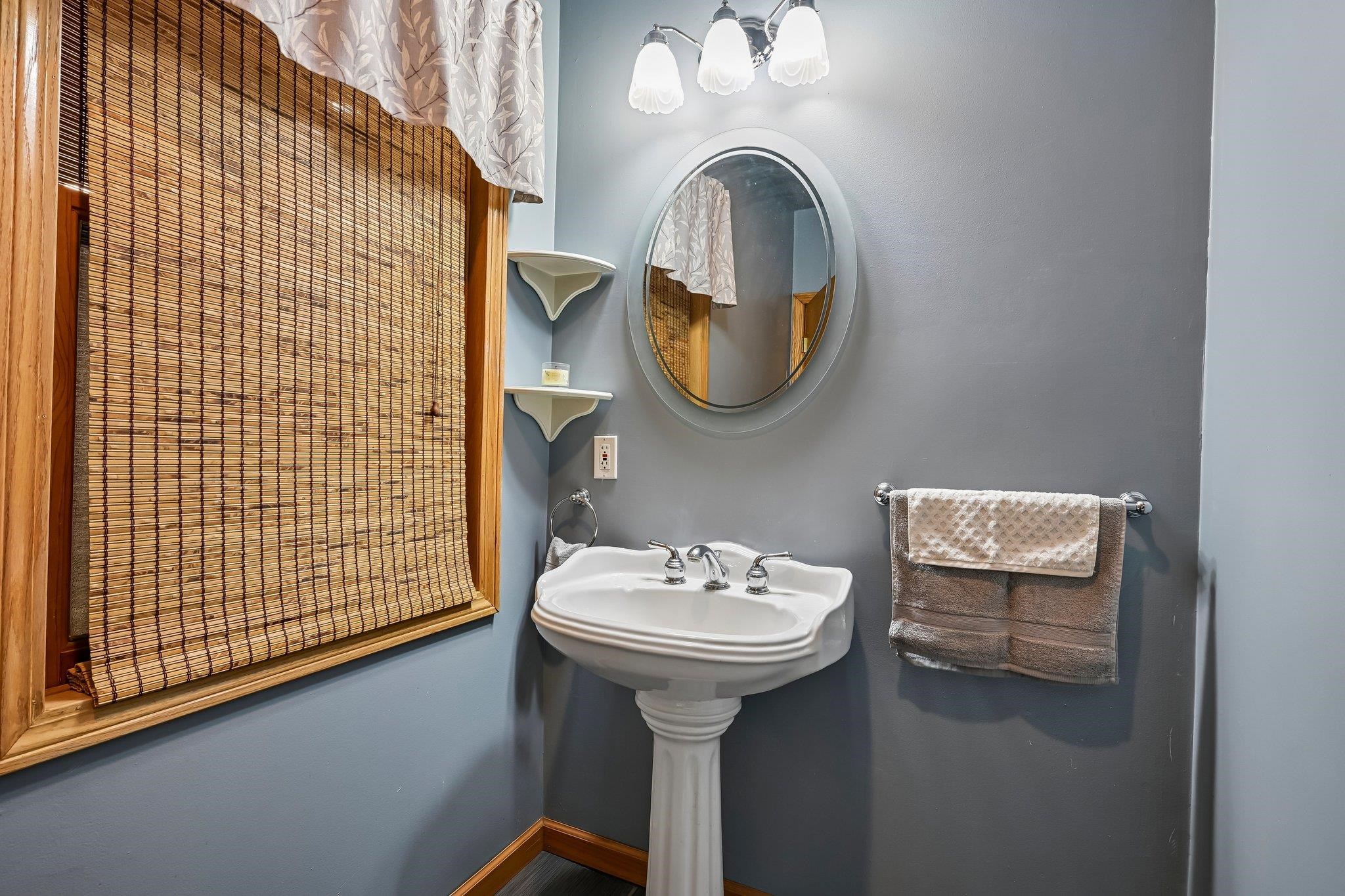 76 Holts Point Road Property Photo 30