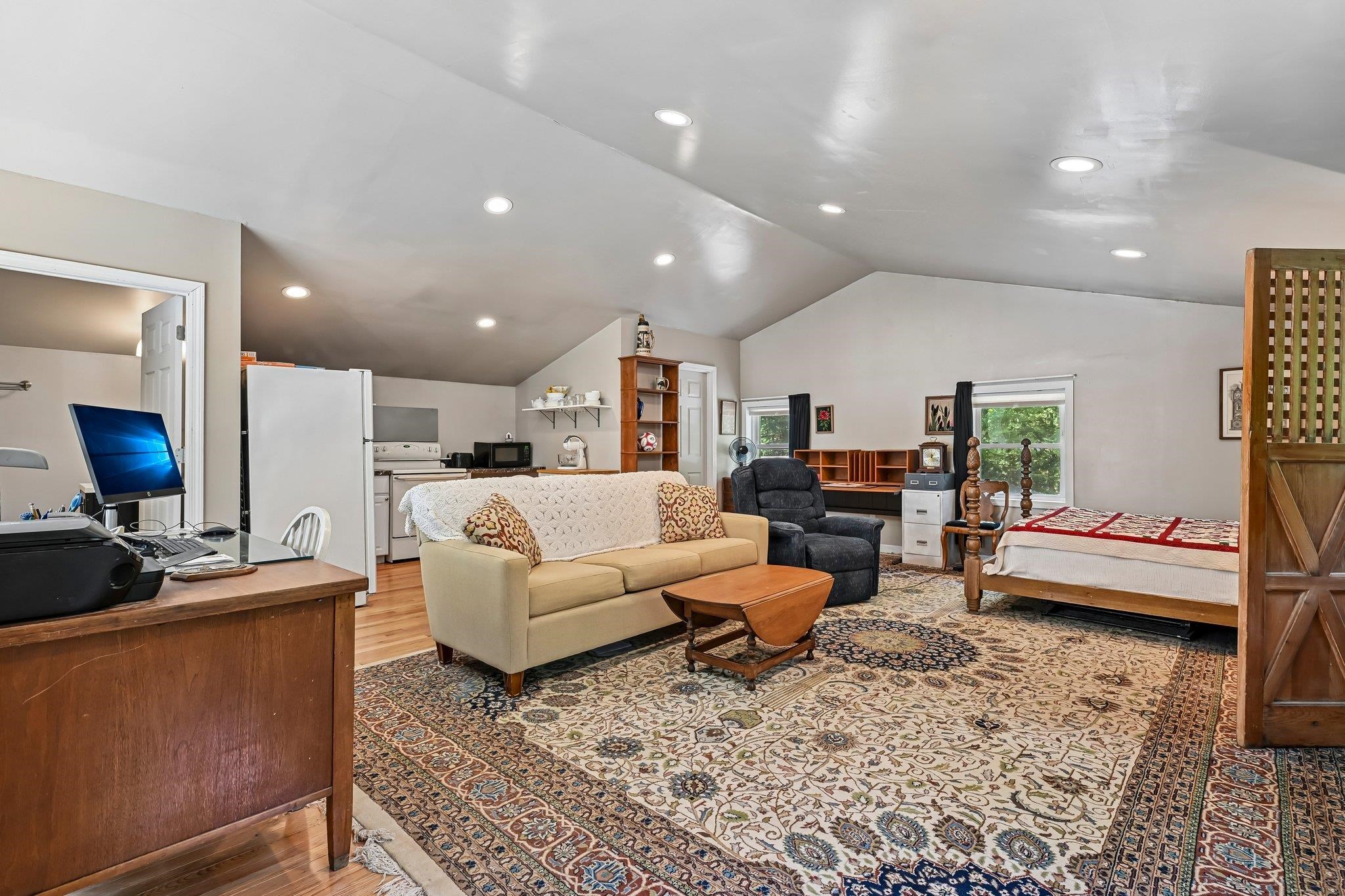 76 Holts Point Road Property Photo 32
