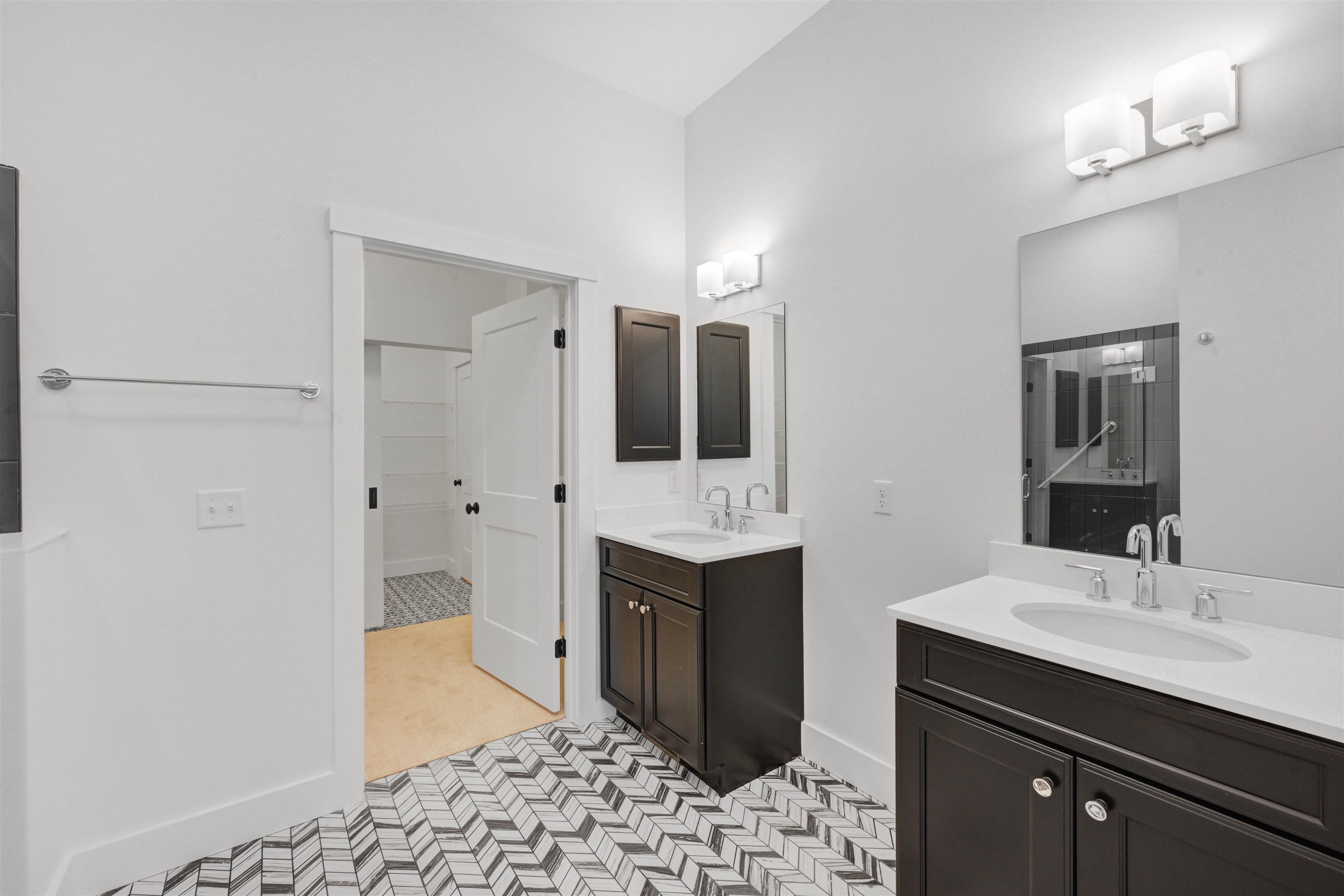 70 Fieldstone Drive Property Photo 37