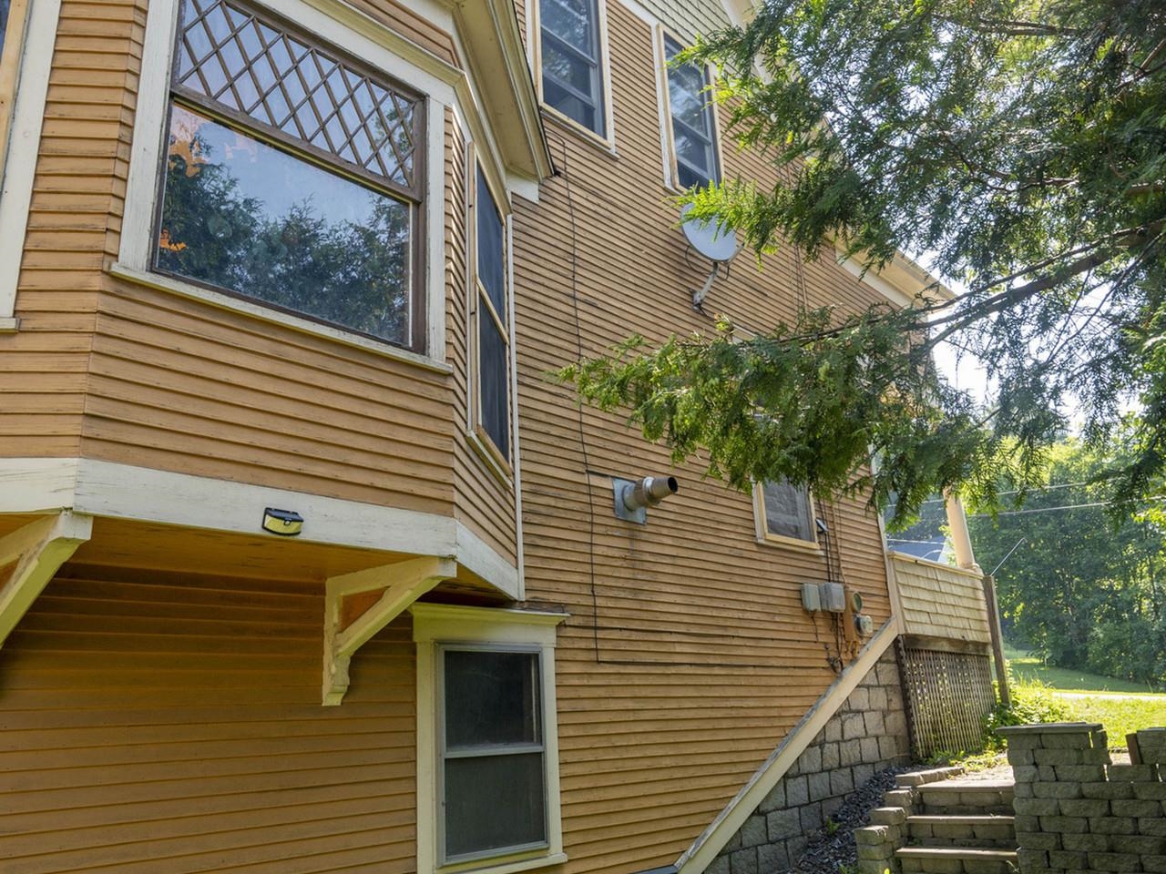14 Sheridan Street Property Photo 4