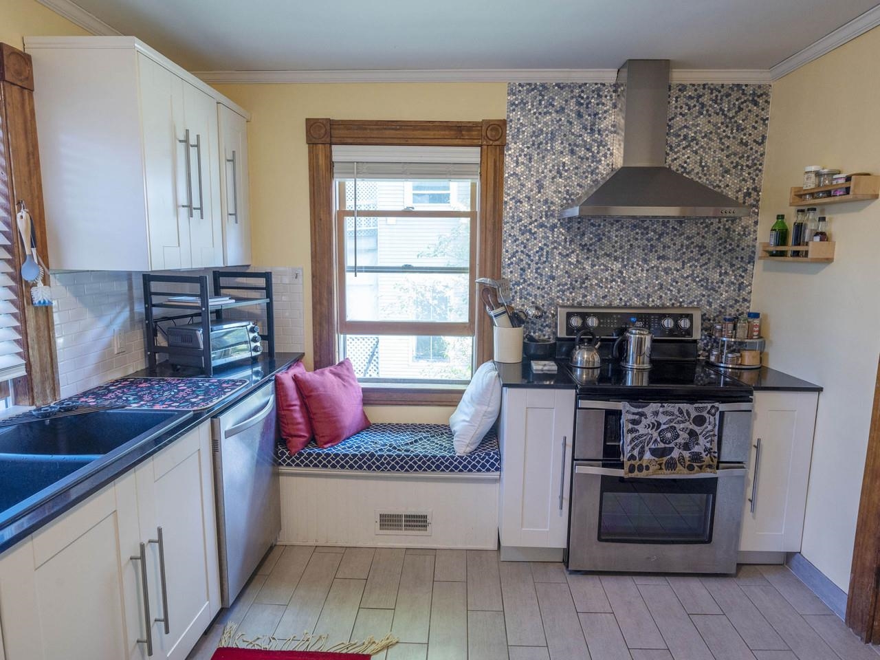 14 Sheridan Street Property Photo 15