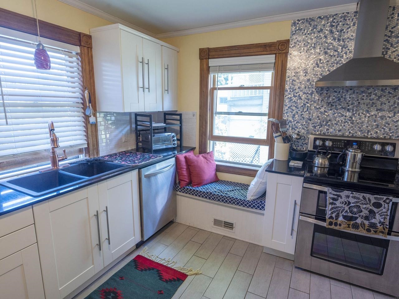 14 Sheridan Street Property Photo 16