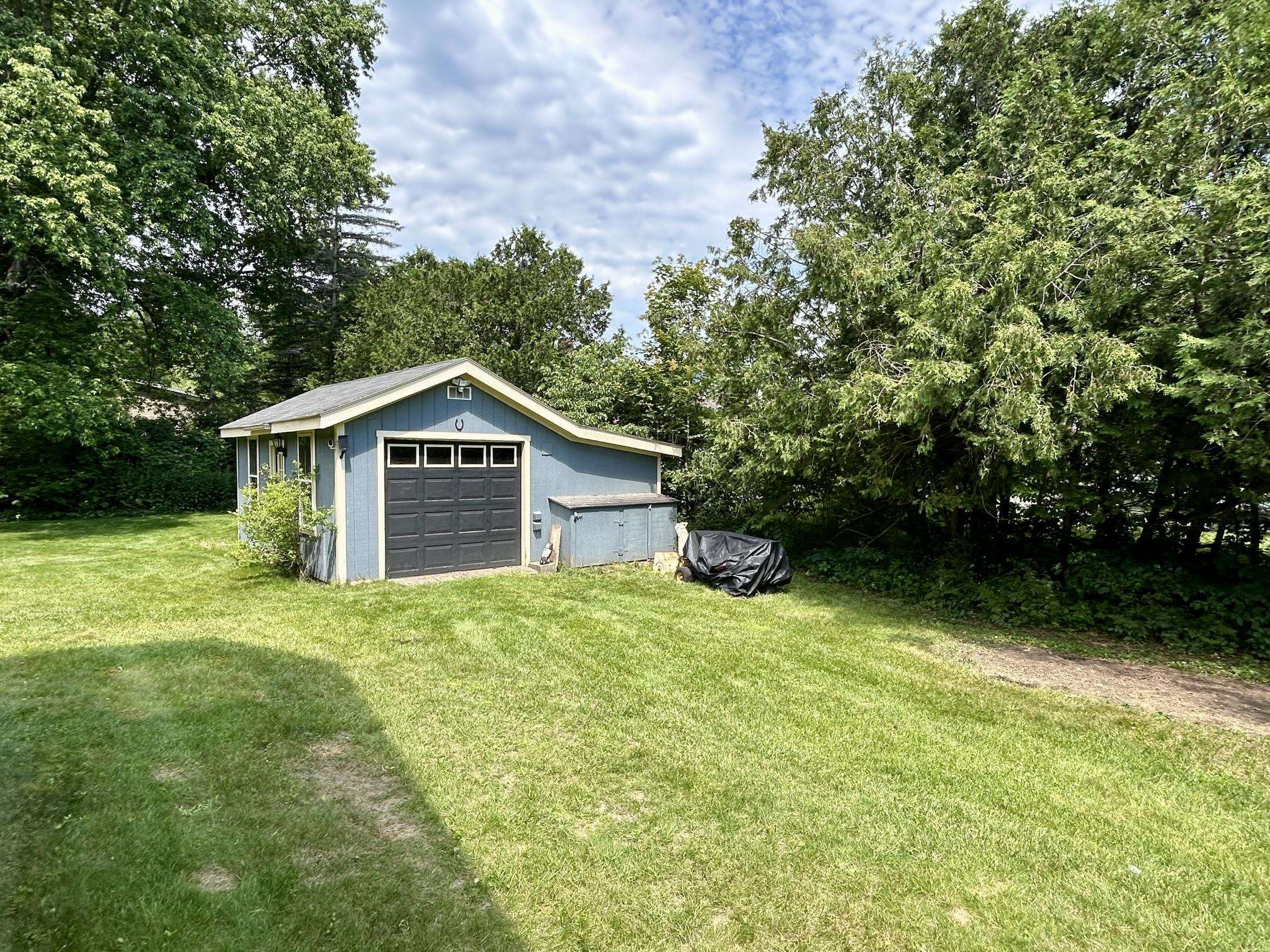 11 Hale Street Property Photo 42