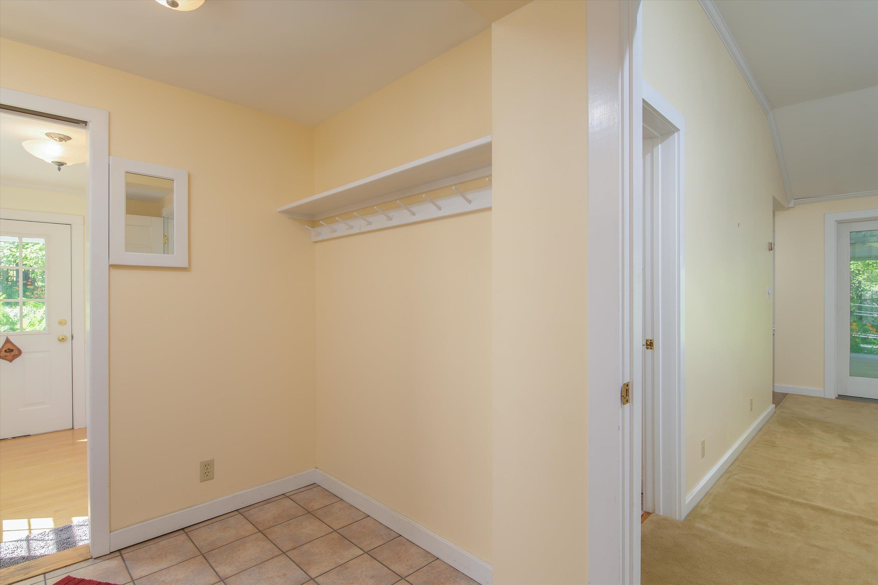 19 Lawridge Heights Property Photo 28