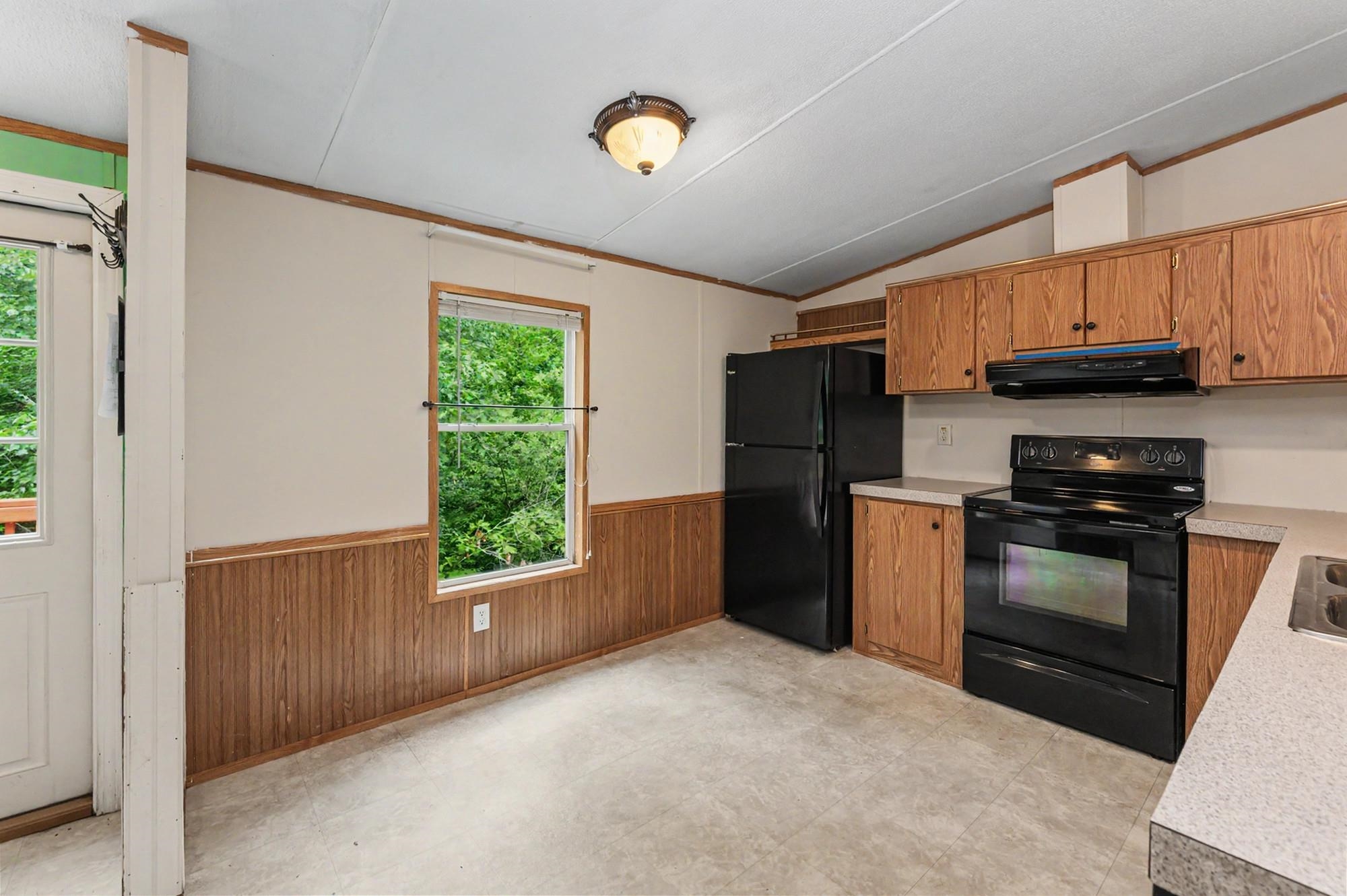 534 Nelson Road Property Photo 4