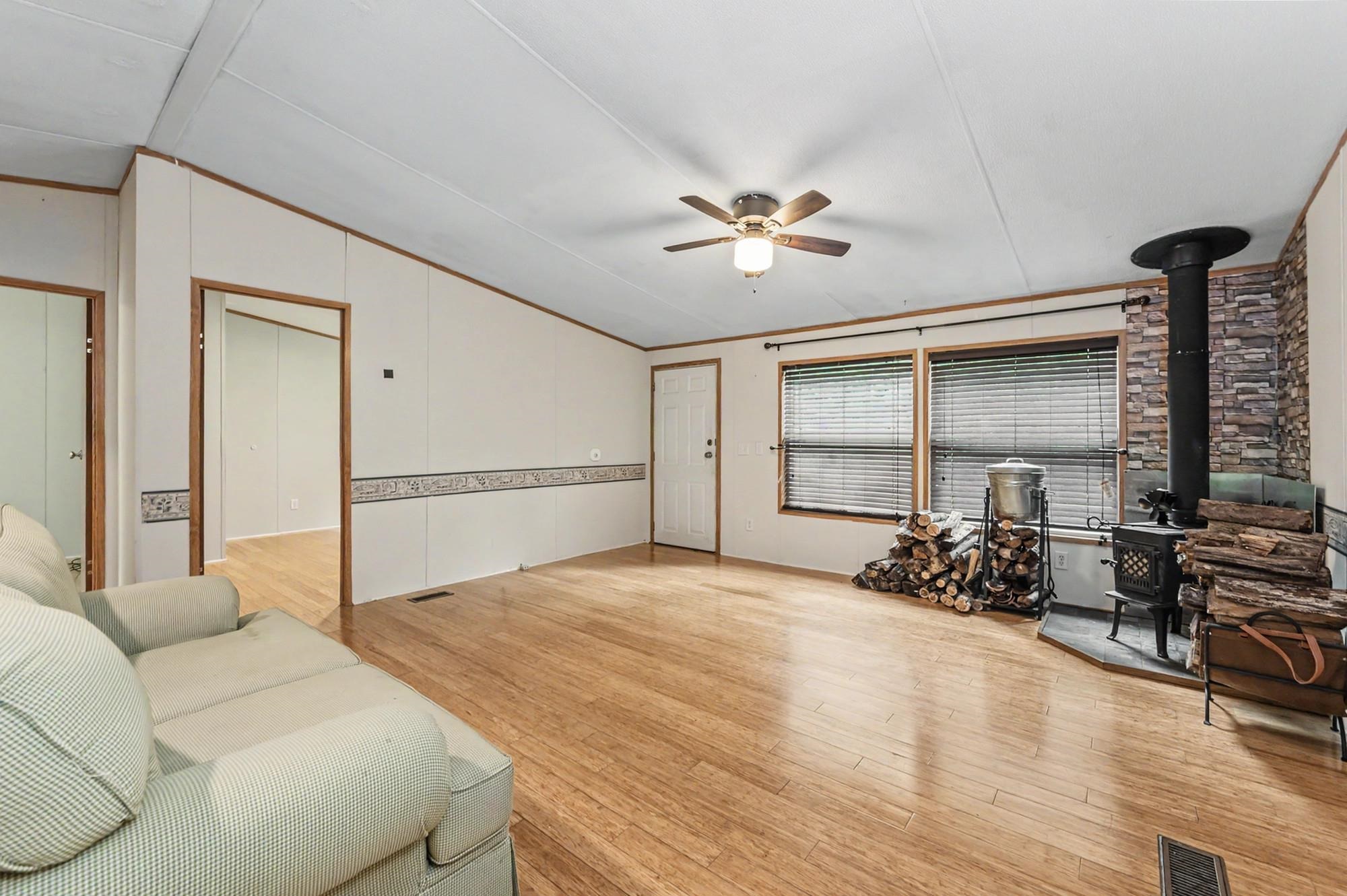 534 Nelson Road Property Photo 7