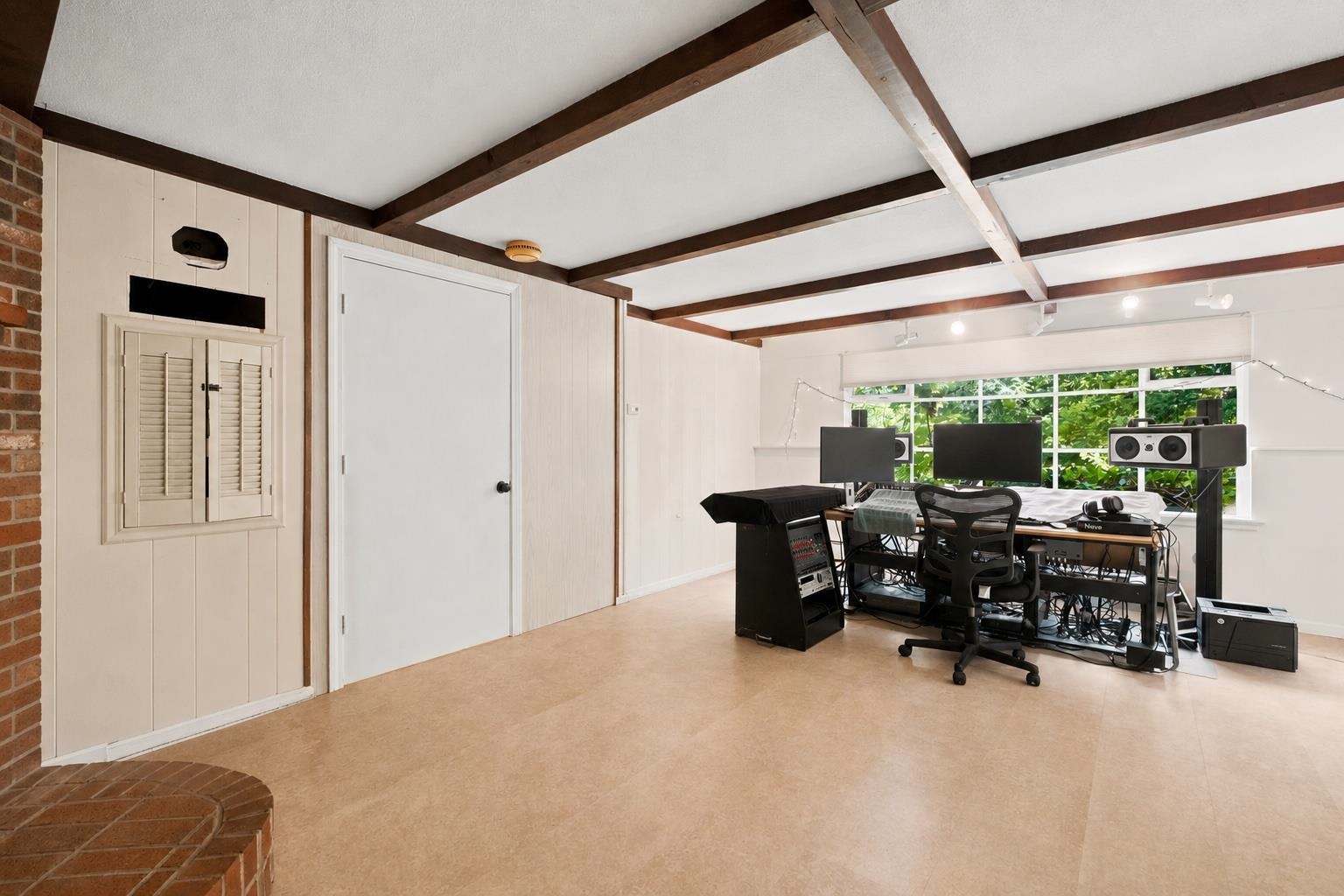 12 Ivy Lane Property Photo 19