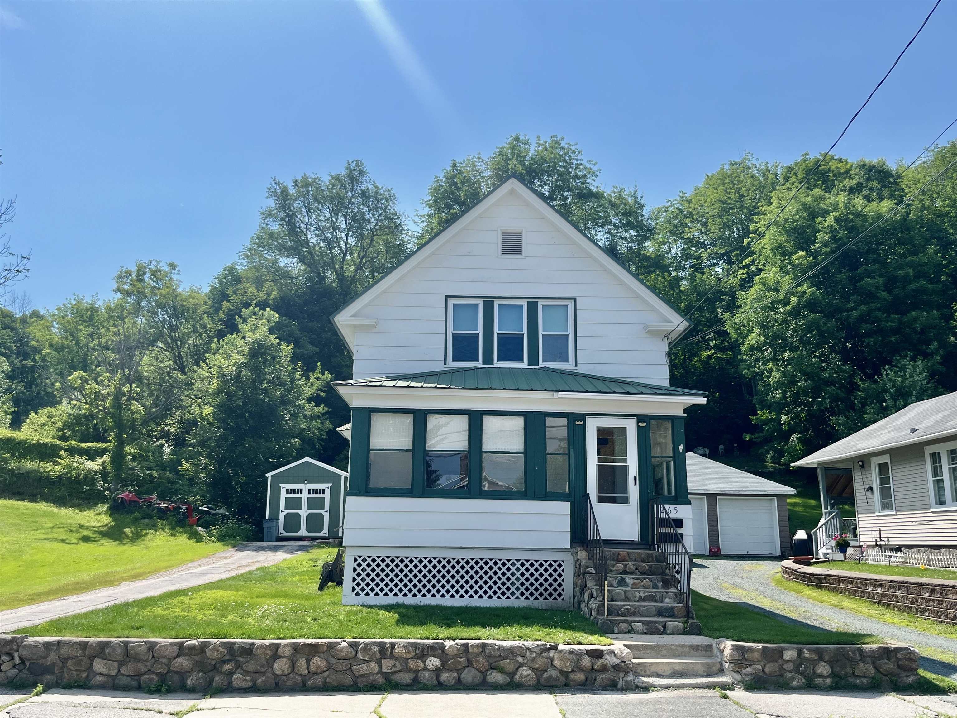 265 Norway Street Property Photo 2