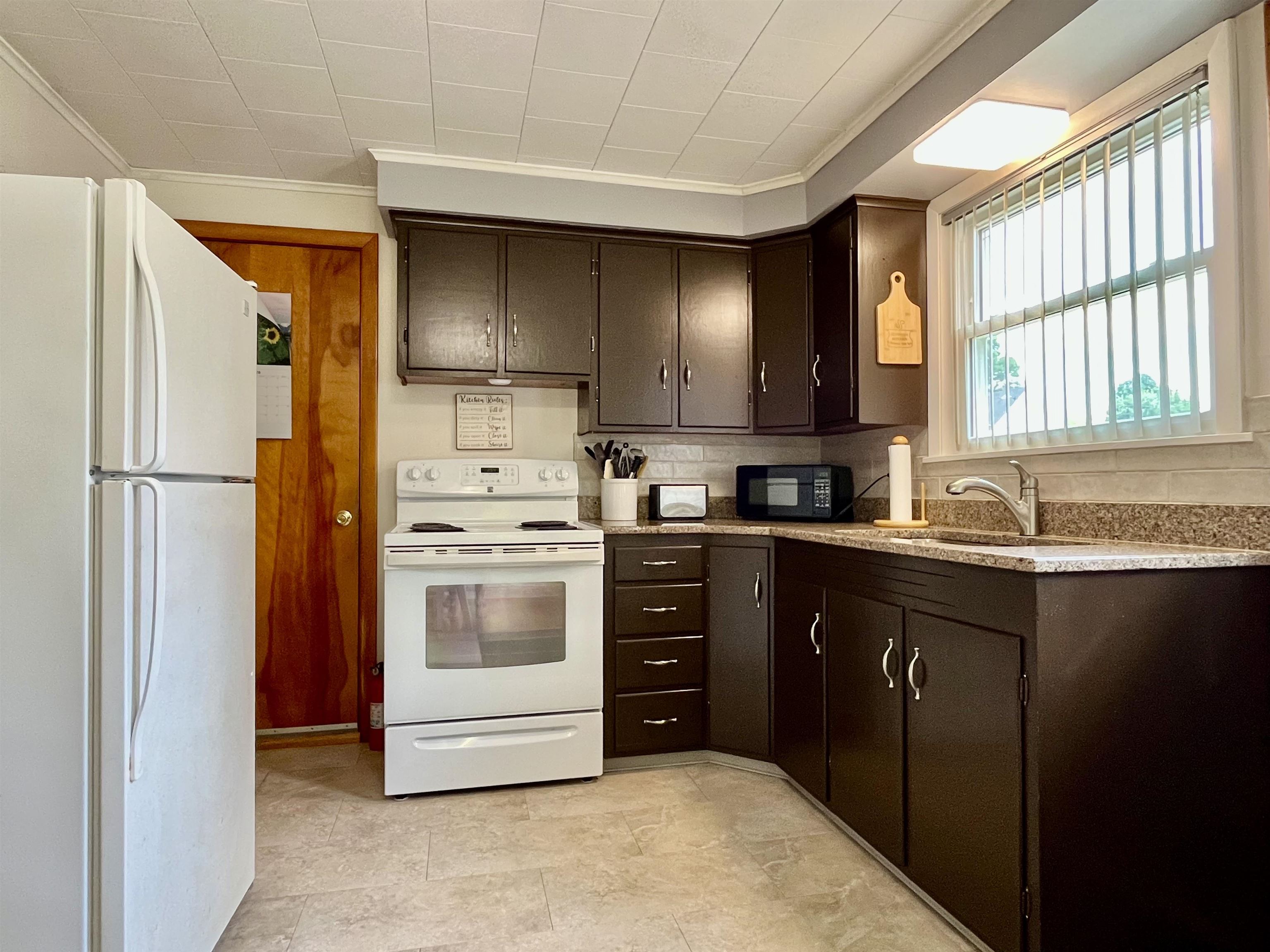 265 Norway Street Property Photo 6