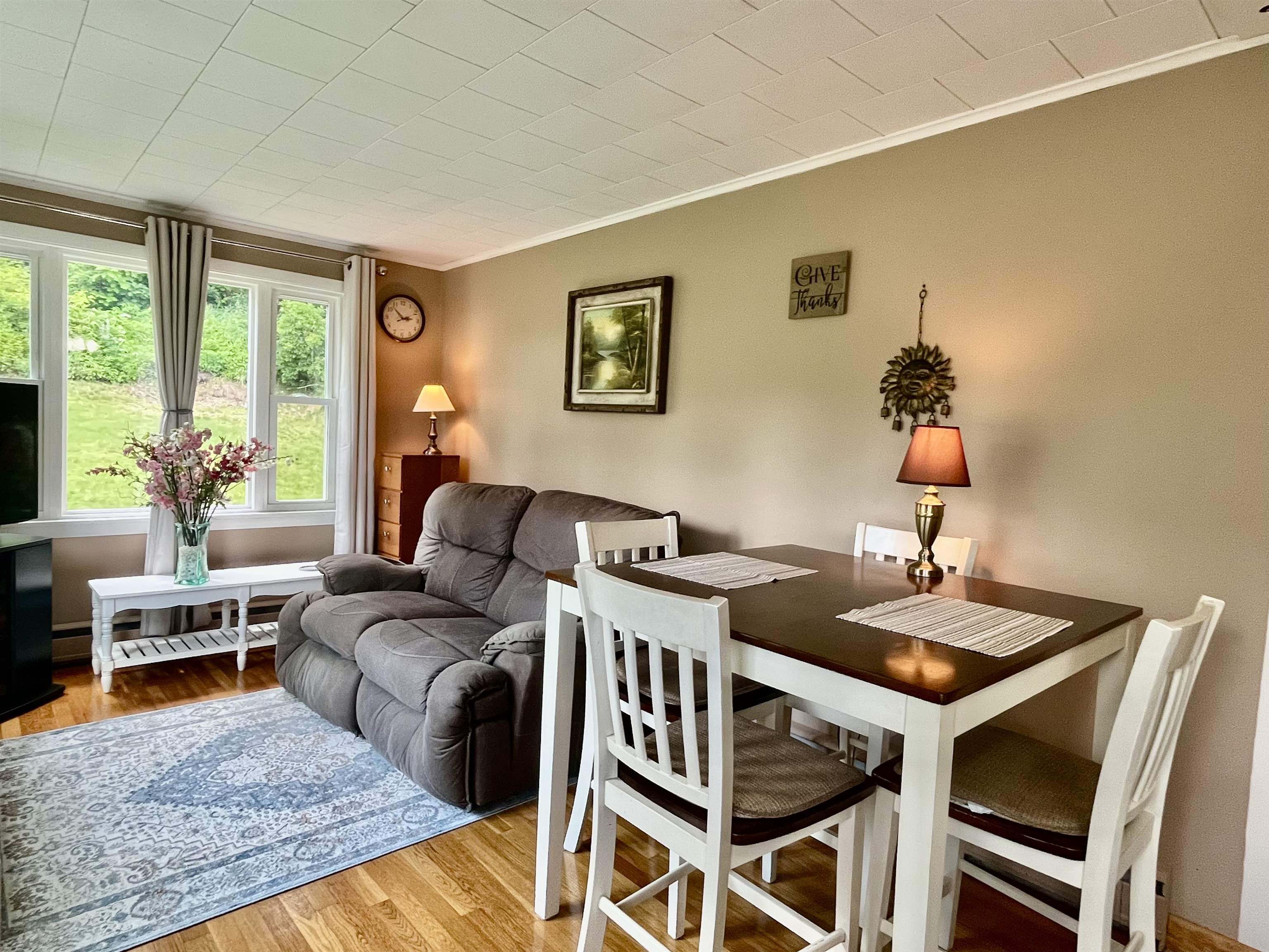 265 Norway Street Property Photo 8