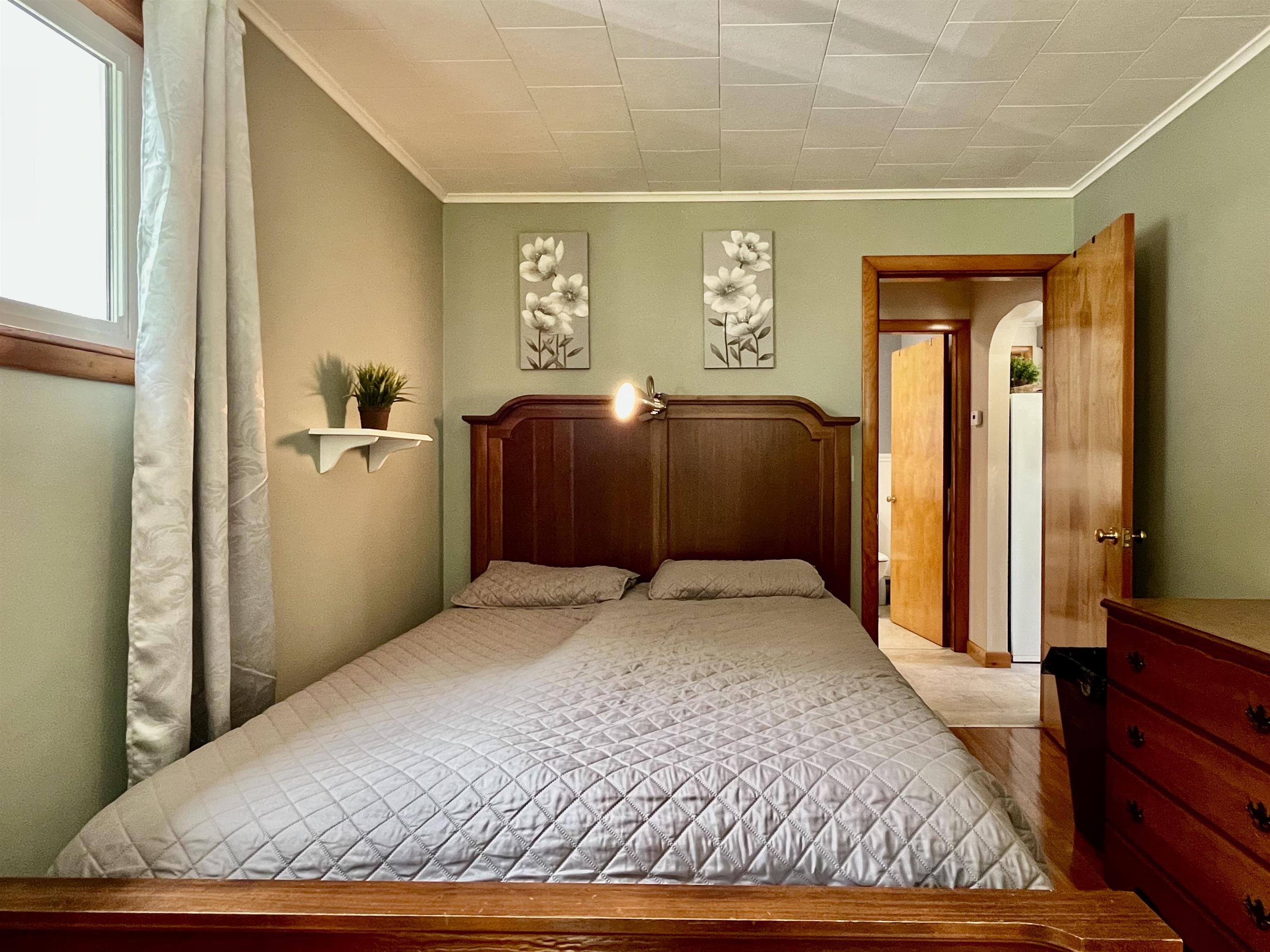 265 Norway Street Property Photo 11