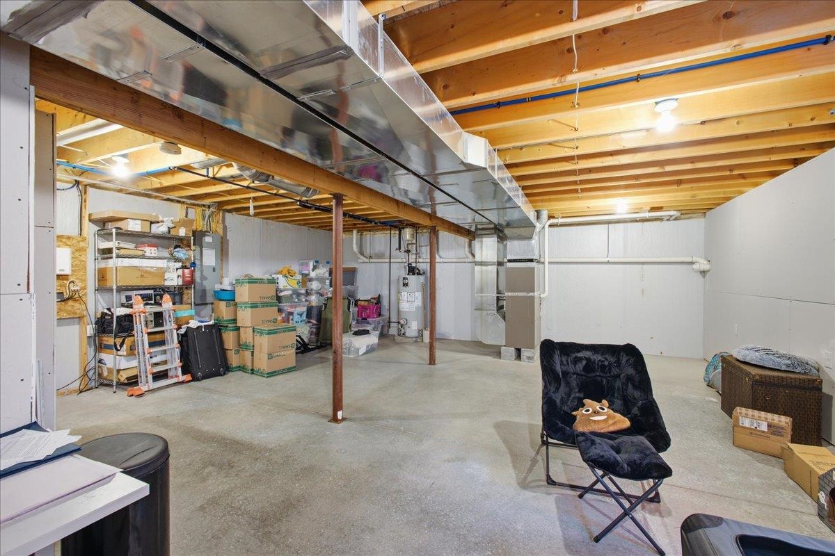 4 Hummingbird Lane Property Photo 56