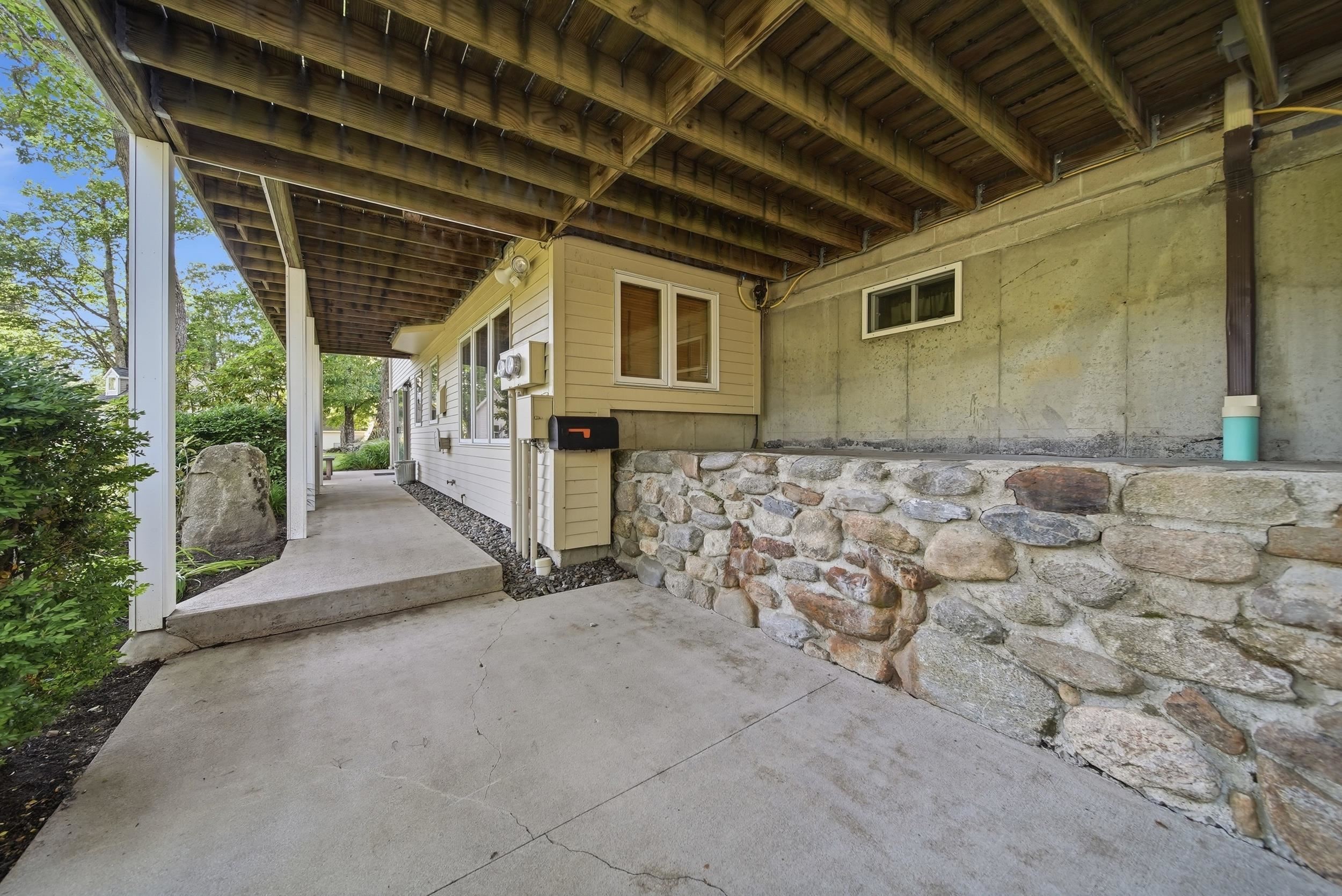 29 Rand Road Property Photo 54