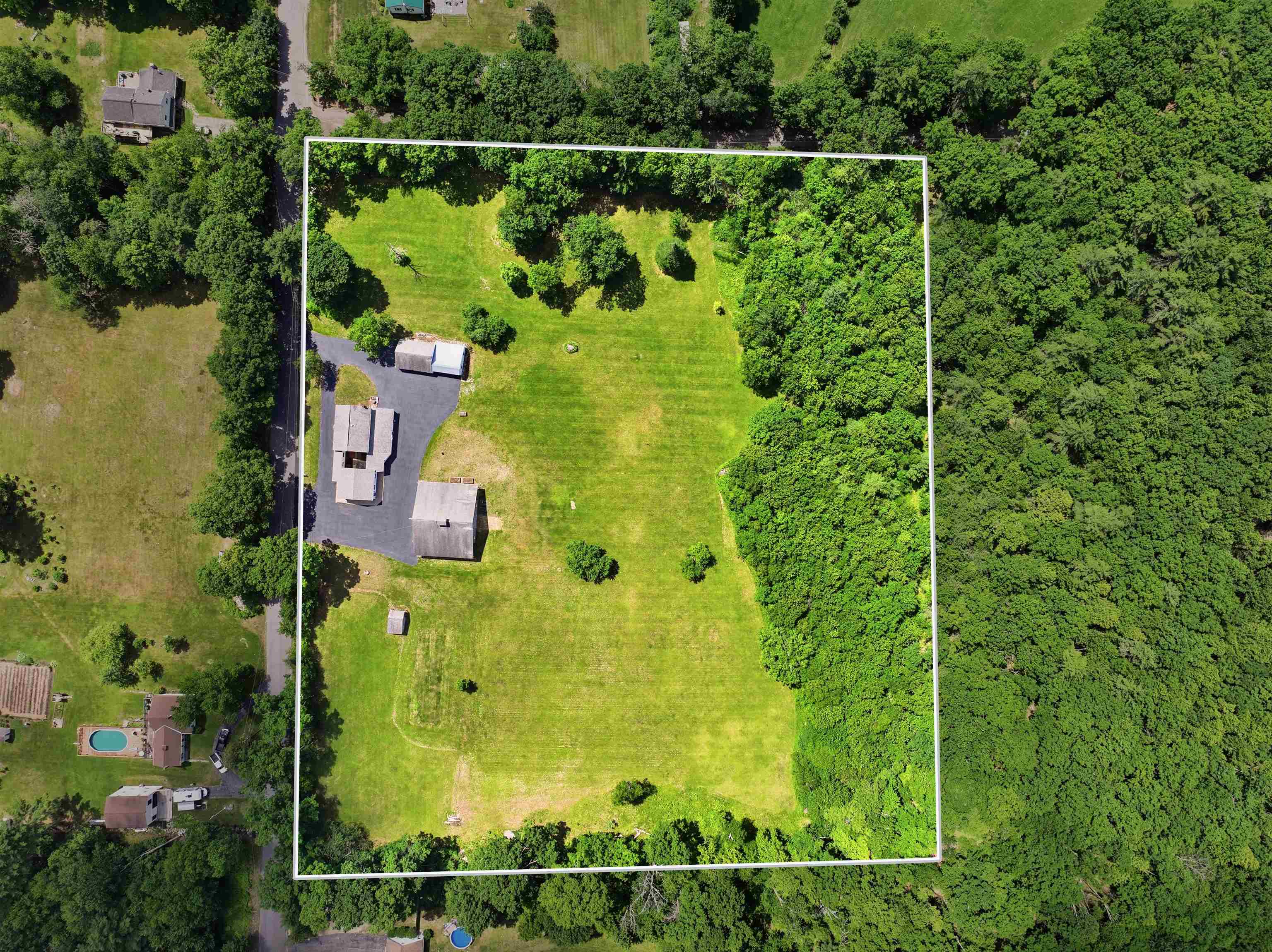 300 Robbins Road Property Photo 2