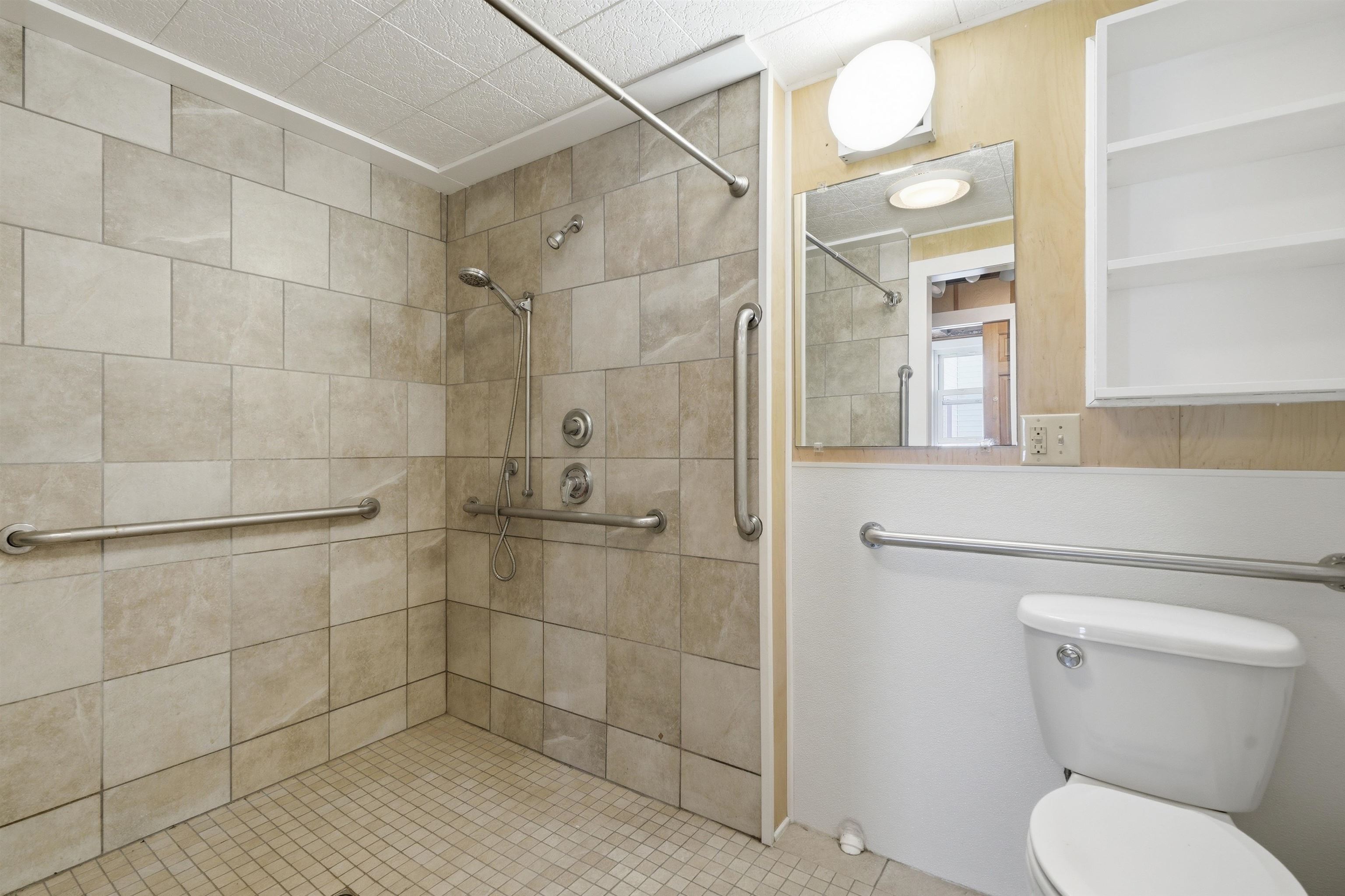 300 Robbins Road Property Photo 15