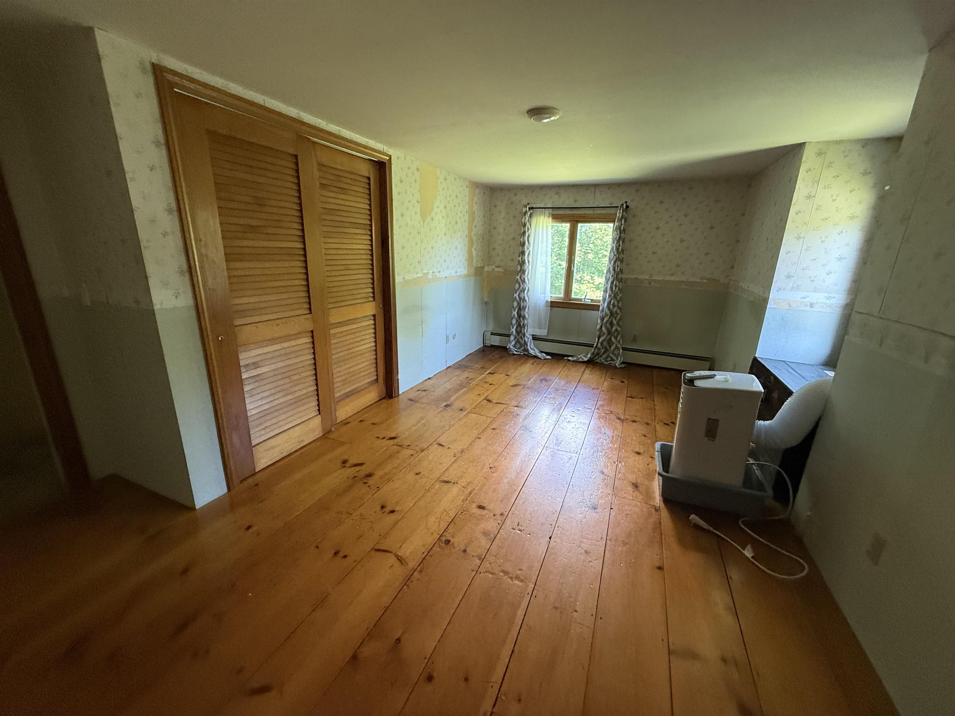 2074 Elmore Road Property Photo 10