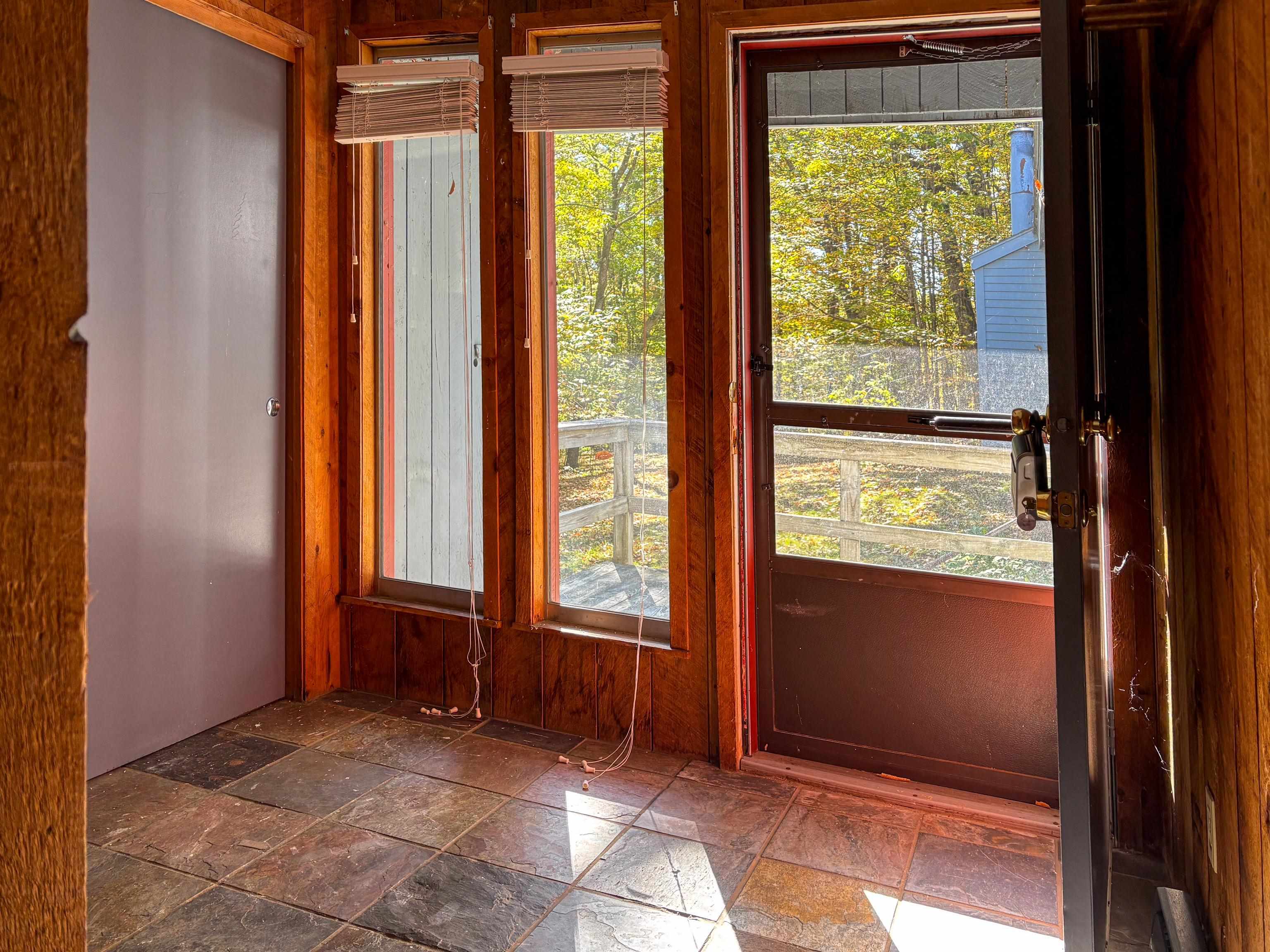 20 Condo Road Property Photo 3