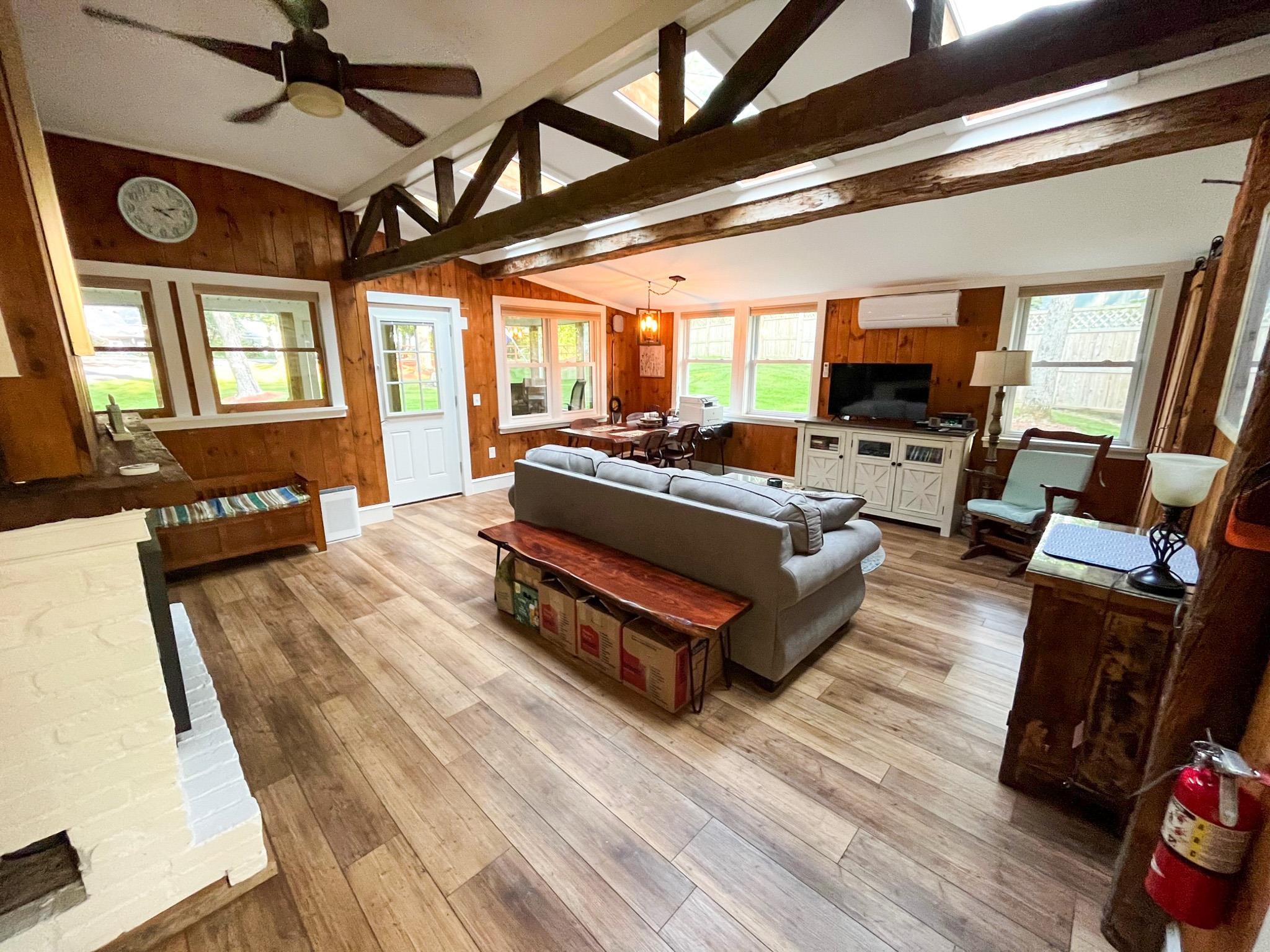 785 Holiday Point Road Property Photo 5