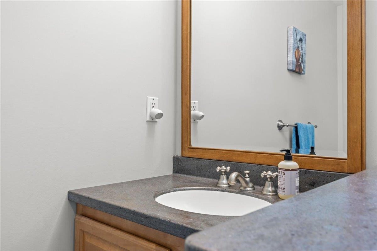 56 Barrett Lane Property Photo 26