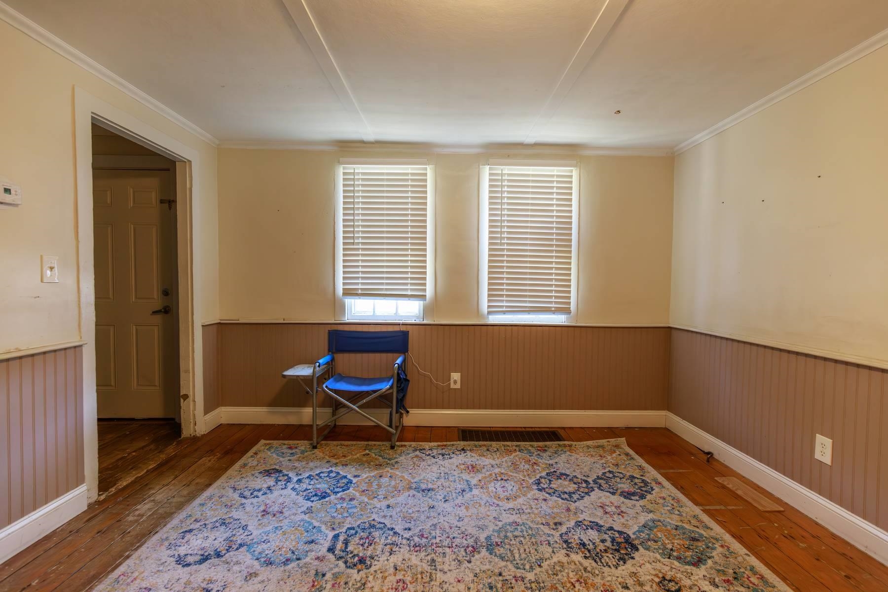 12 Wilder Street Property Photo 2