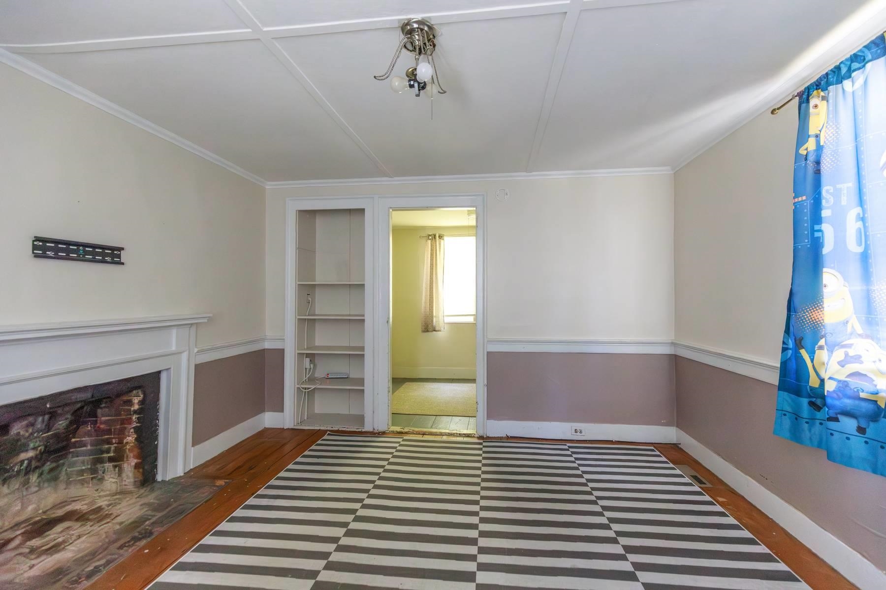 12 Wilder Street Property Photo 8