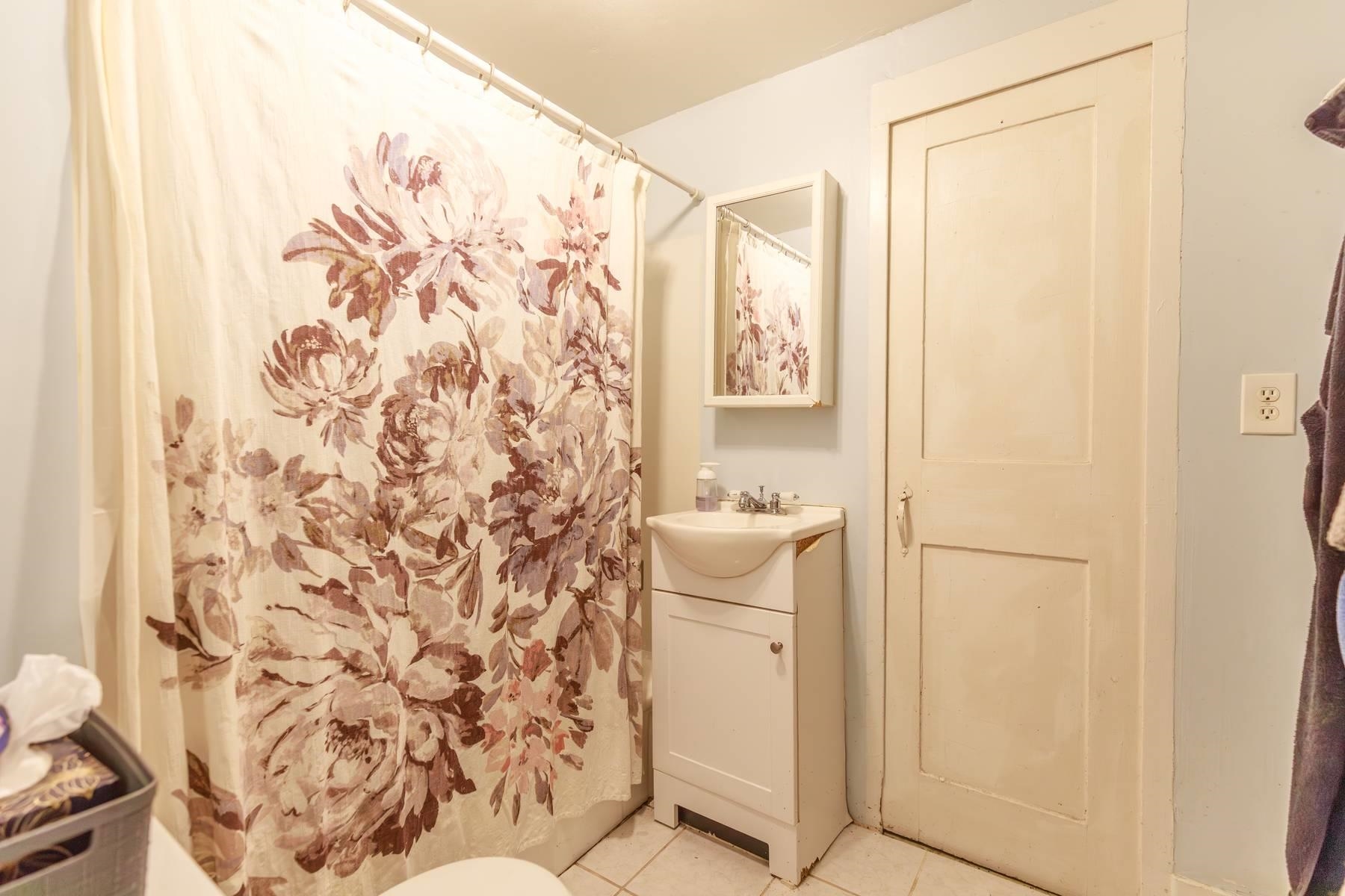 12 Wilder Street Property Photo 9