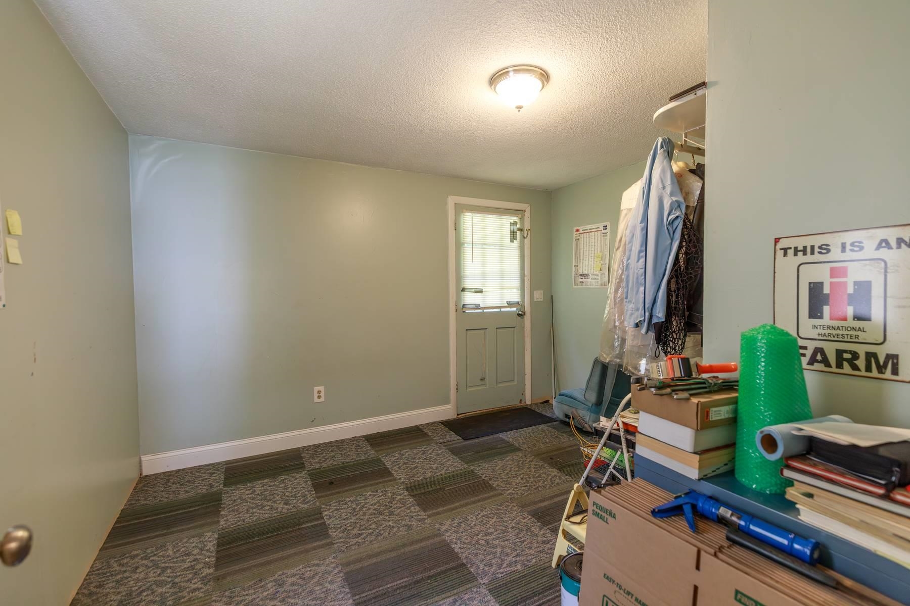 12 Wilder Street Property Photo 18