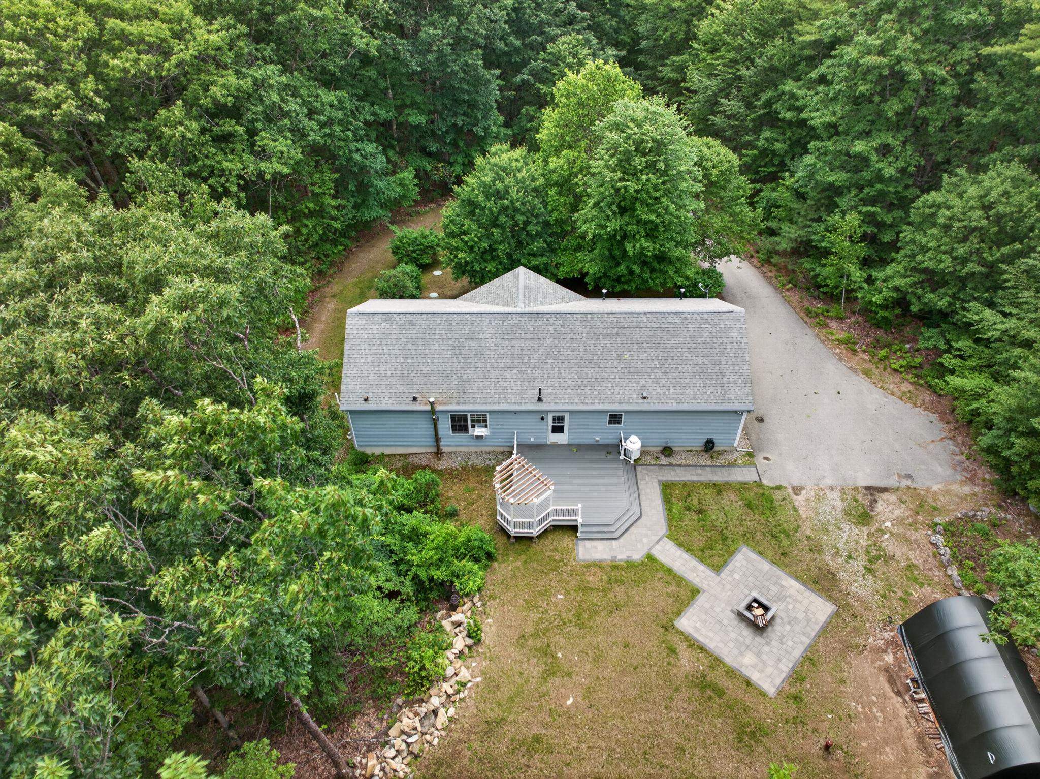 148 Old Wolfeboro Road Property Photo 1