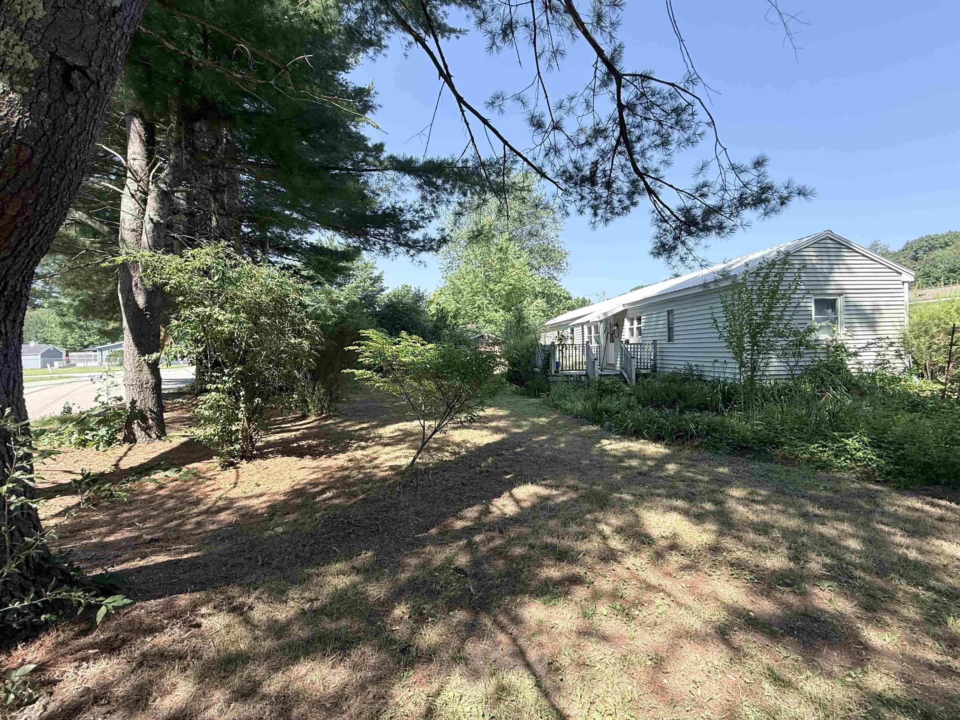 11 Willow Street Property Photo 2