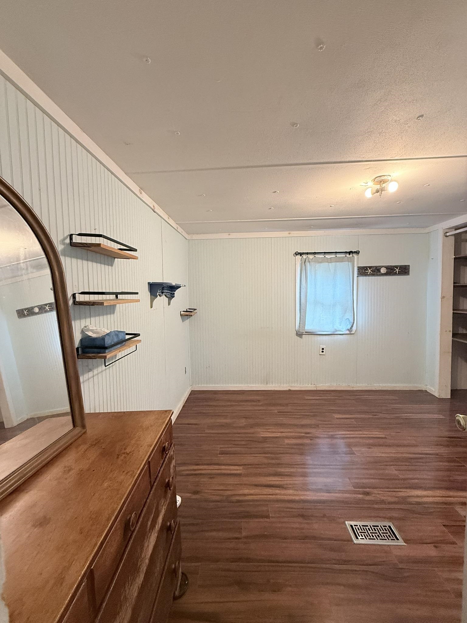 11 Willow Street Property Photo 16