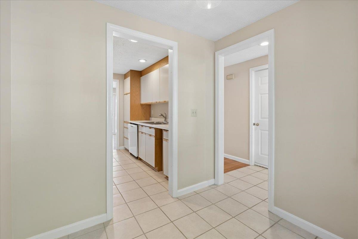 378 Winding Pond Road Property Photo 15