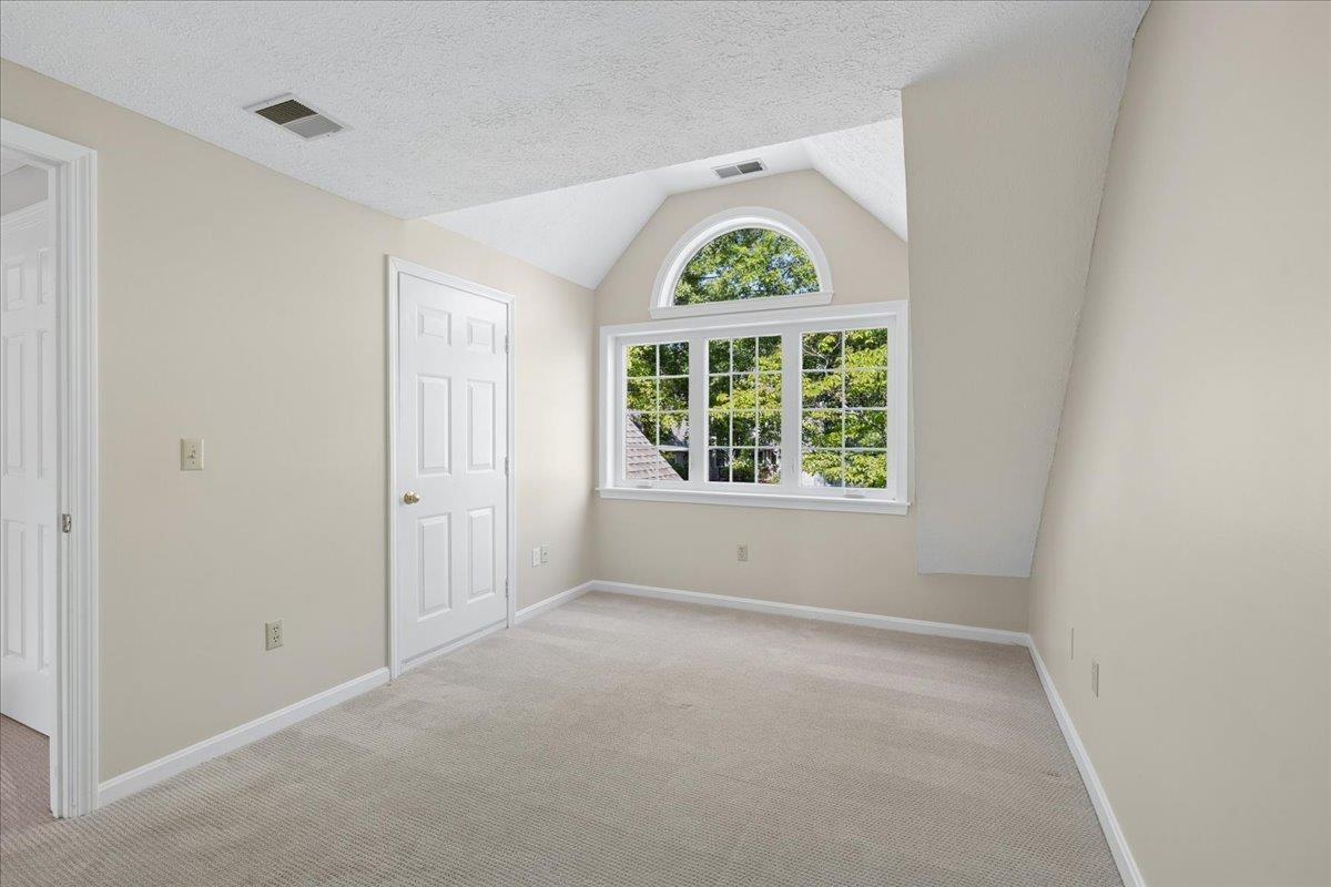 378 Winding Pond Road Property Photo 21