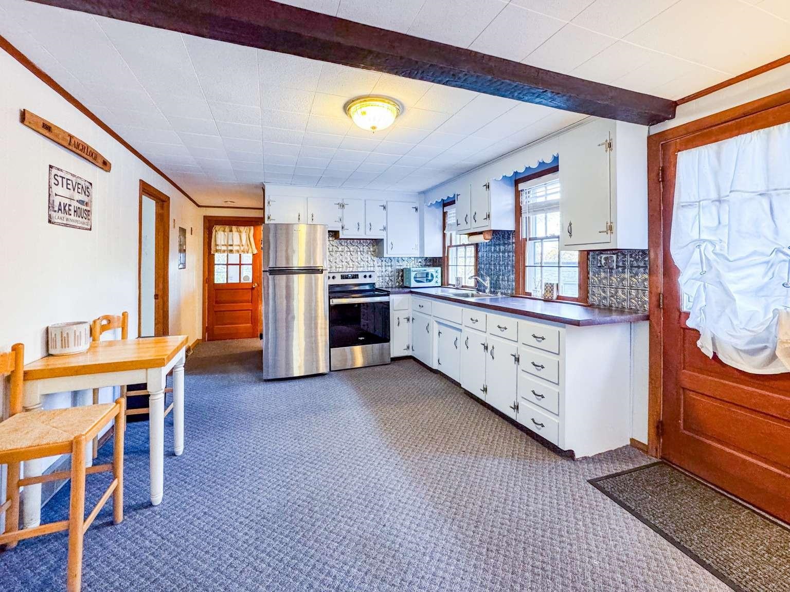 12 Beach Street Property Photo 6