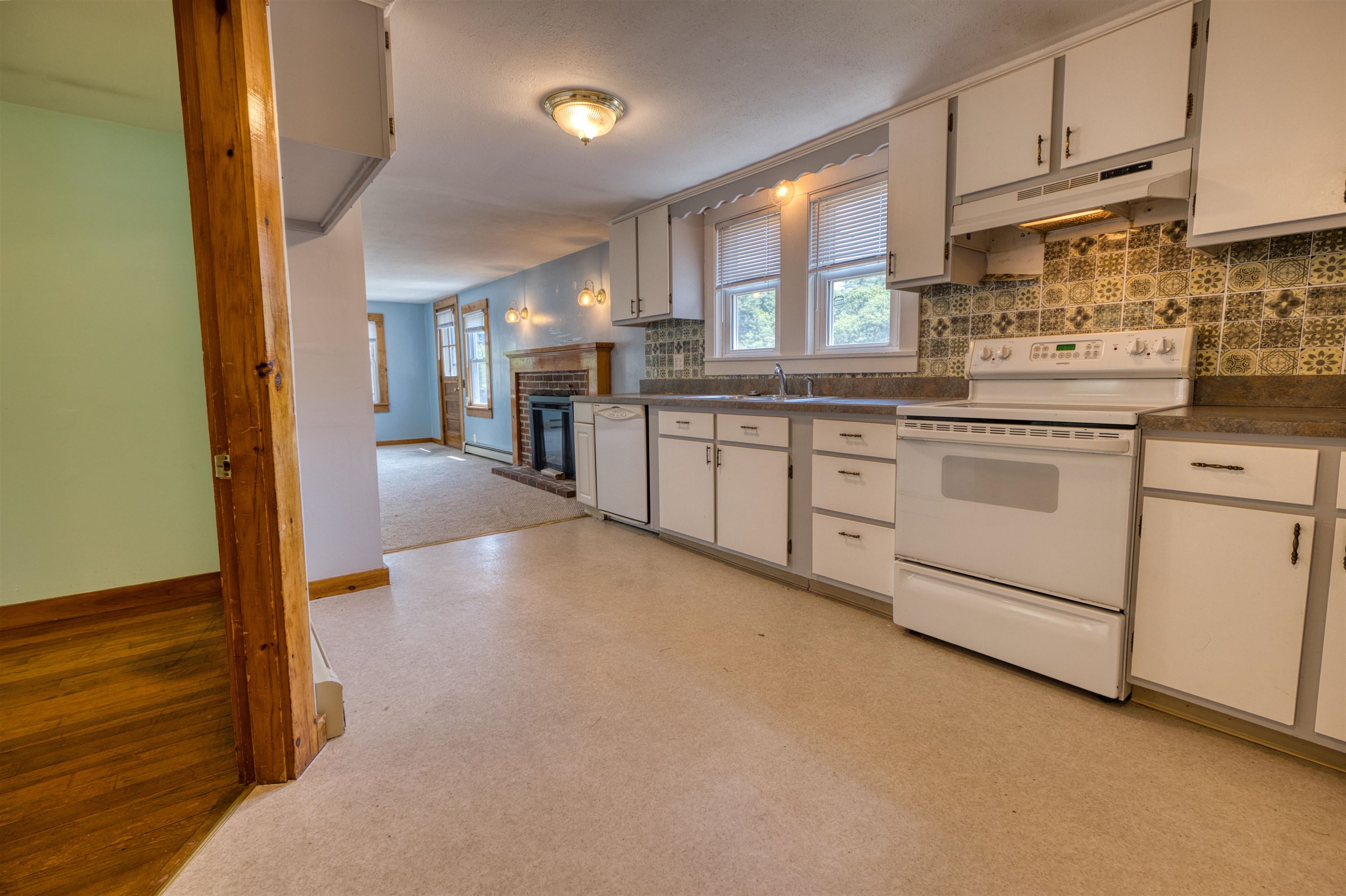 23 Riverlake Street Property Photo 17