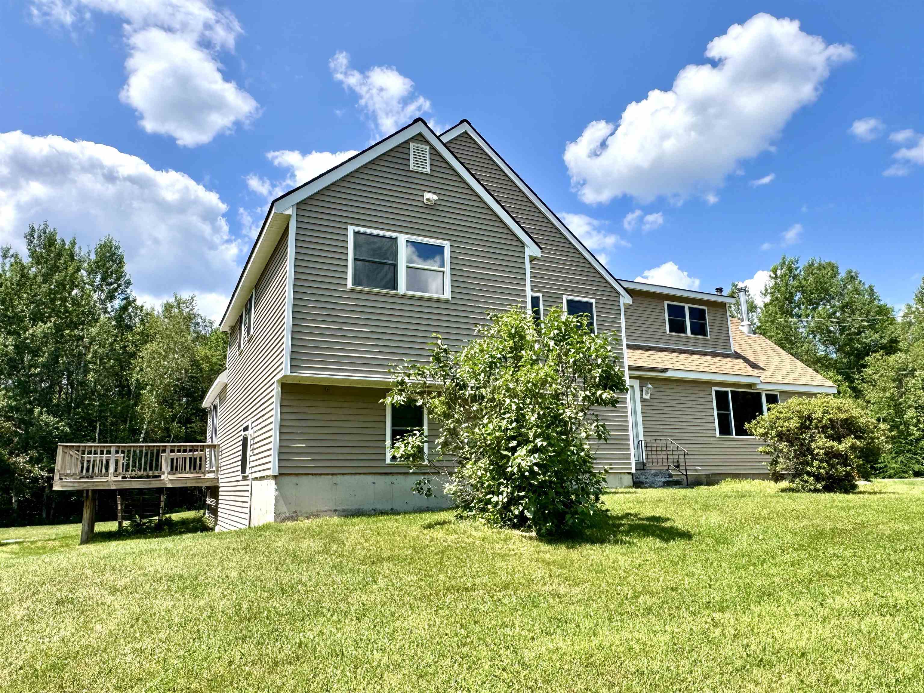 18 Stoddard Road Property Photo 2