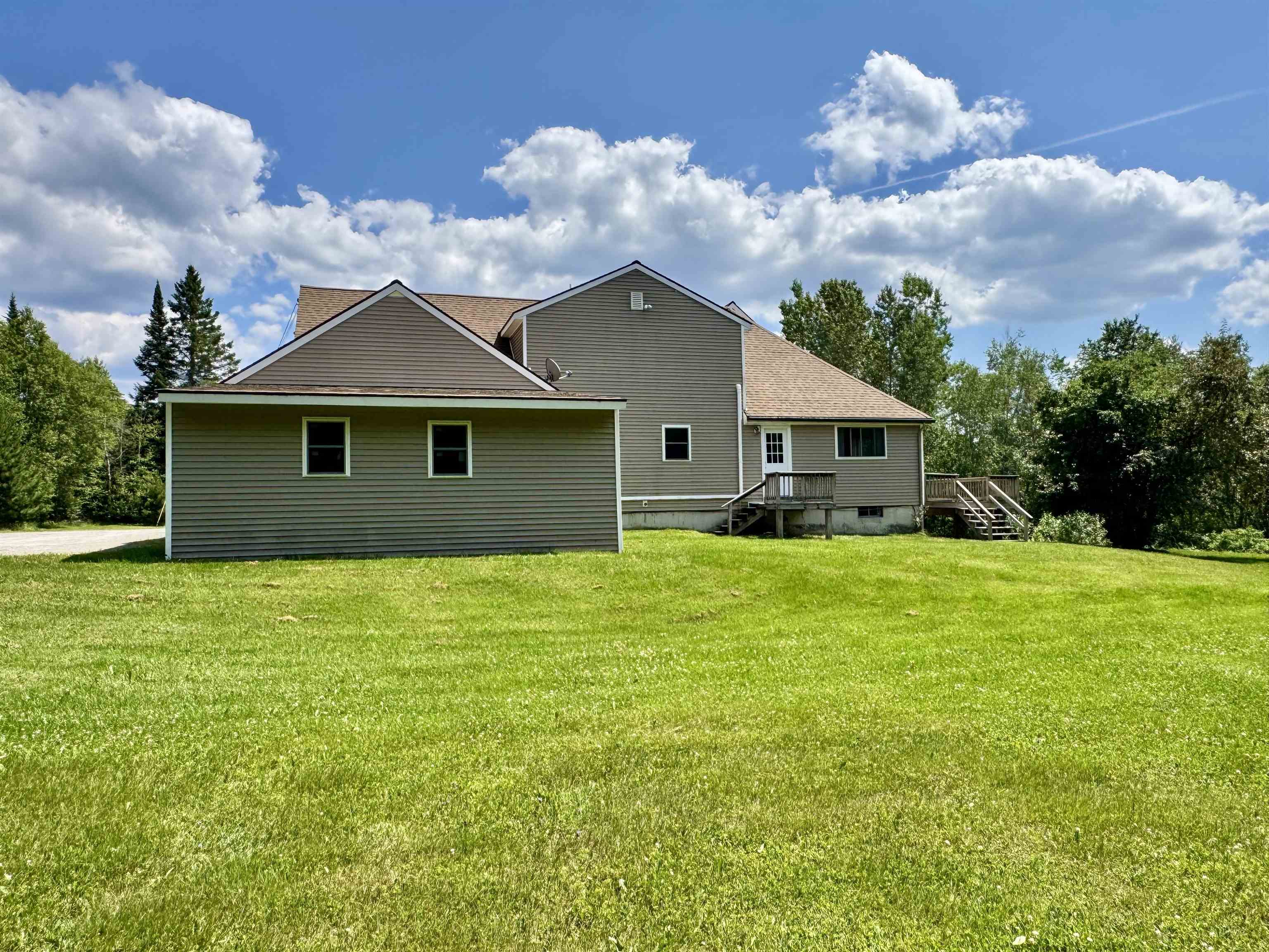 18 Stoddard Road Property Photo 6