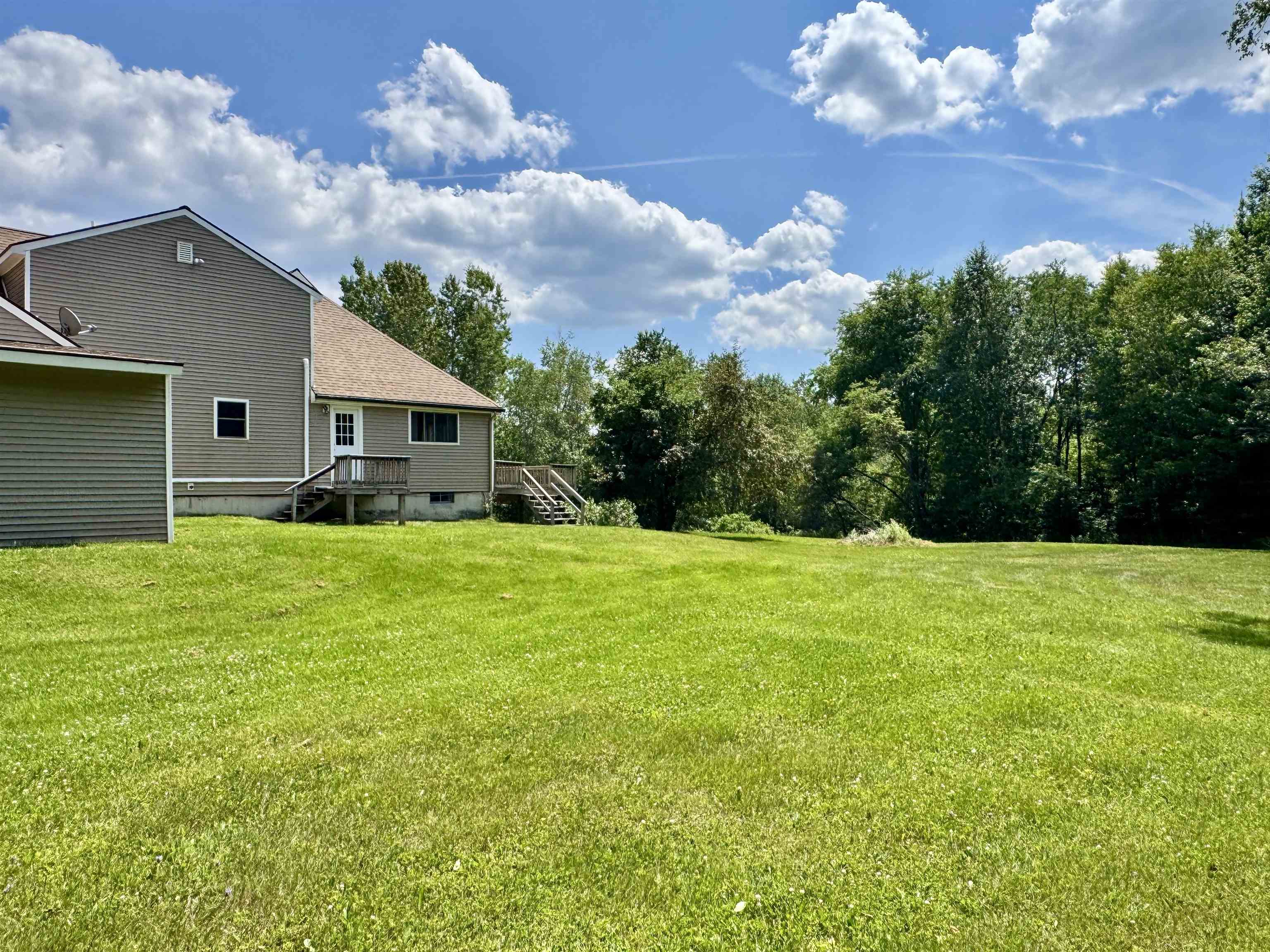 18 Stoddard Road Property Photo 7